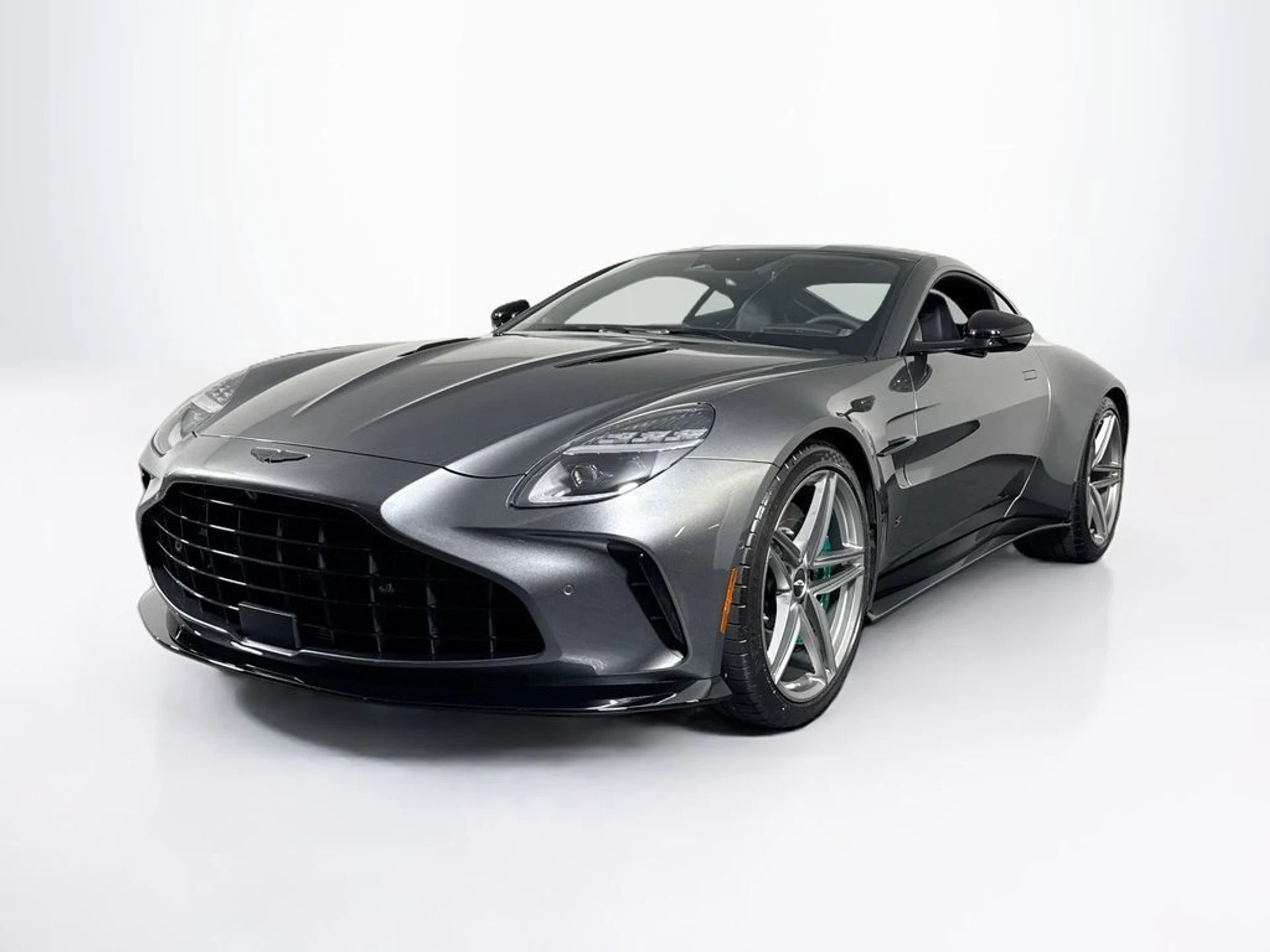 mph000_32569864_new_2026_aston_martin_vantage_scoupe_11350_23038308_1_1024_12fe7187ec