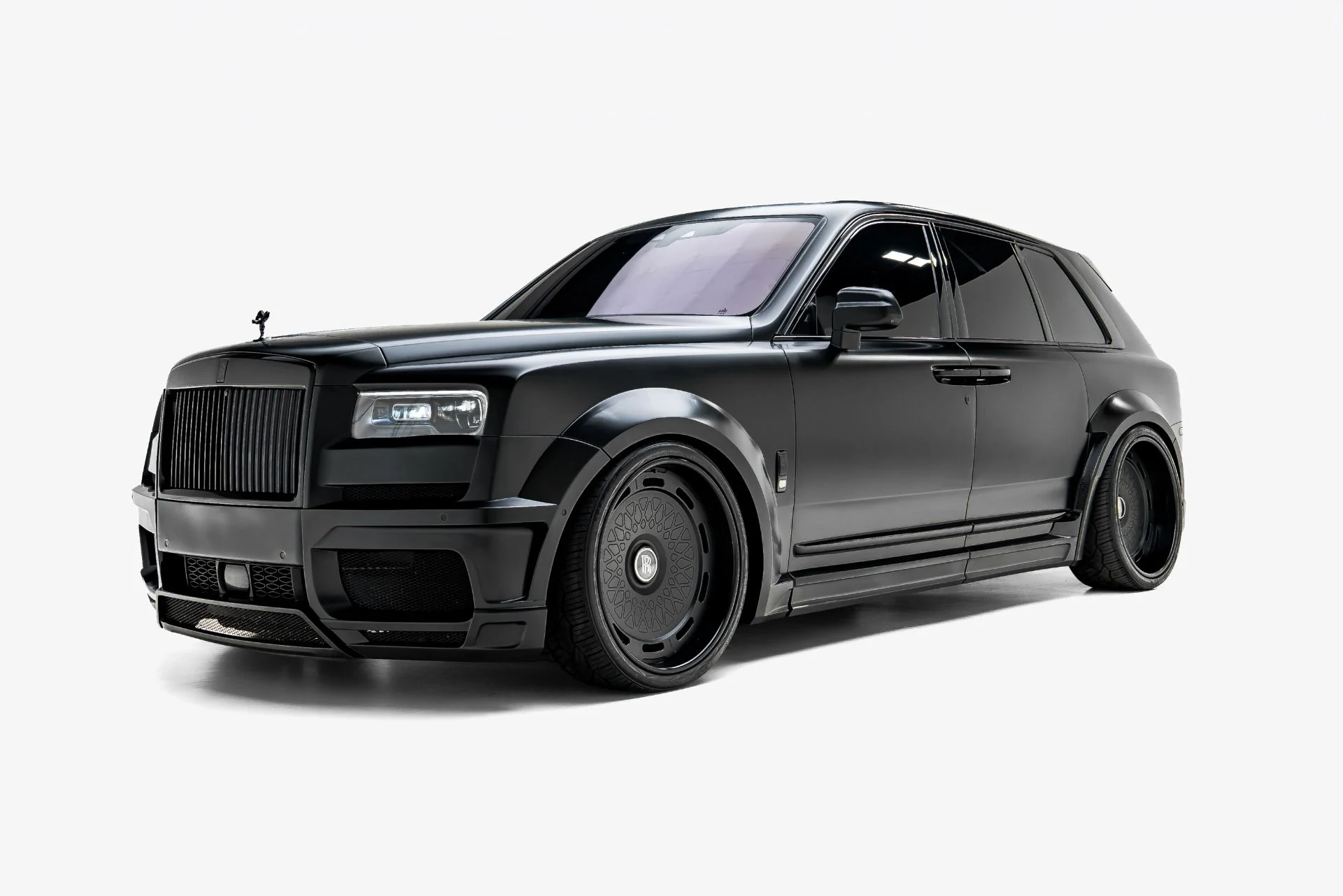 mph000_3269537609_Used_2020_Rolls_Royce_Cullinan_1785280335_cd574622ee