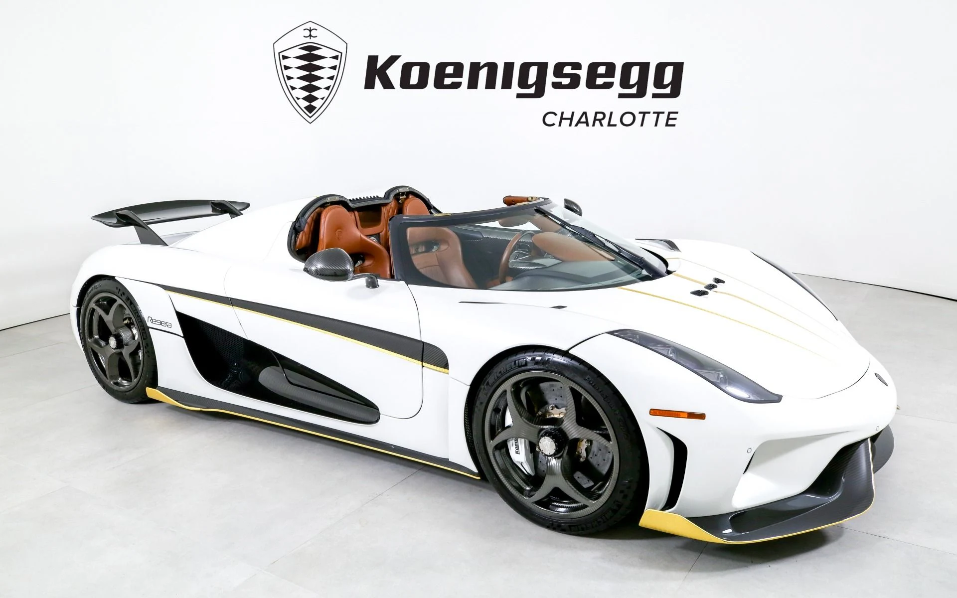 mph000_3271226653_Used_2019_KOENIGSEGG_REGERA_RWD_1703801682_0433dec11c