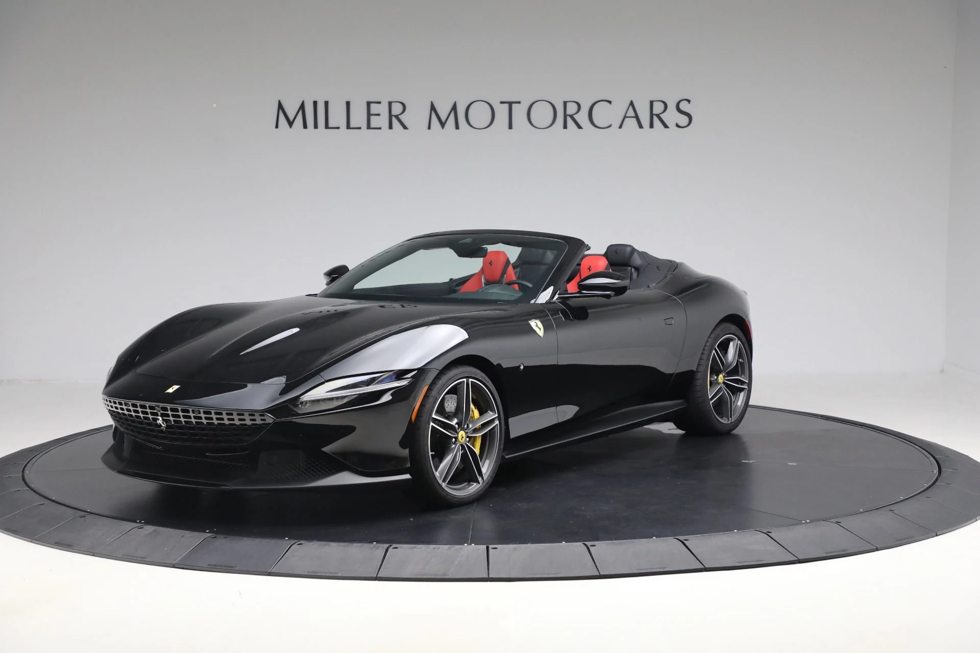 mph000_3273522415_Used_2024_Ferrari_Roma_Spider_1759961484_677efcd59c