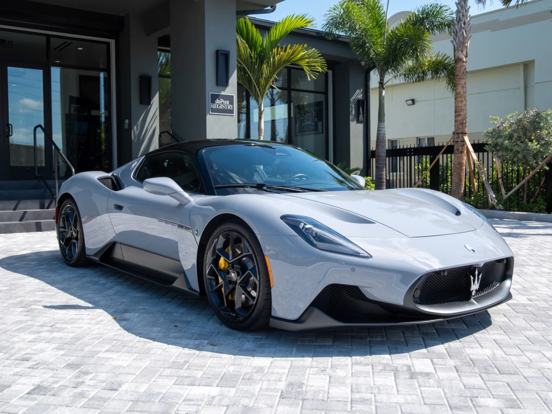 mph000_3283858959_Used_2023_Maserati_MC_20_1774904471_8316f5847e