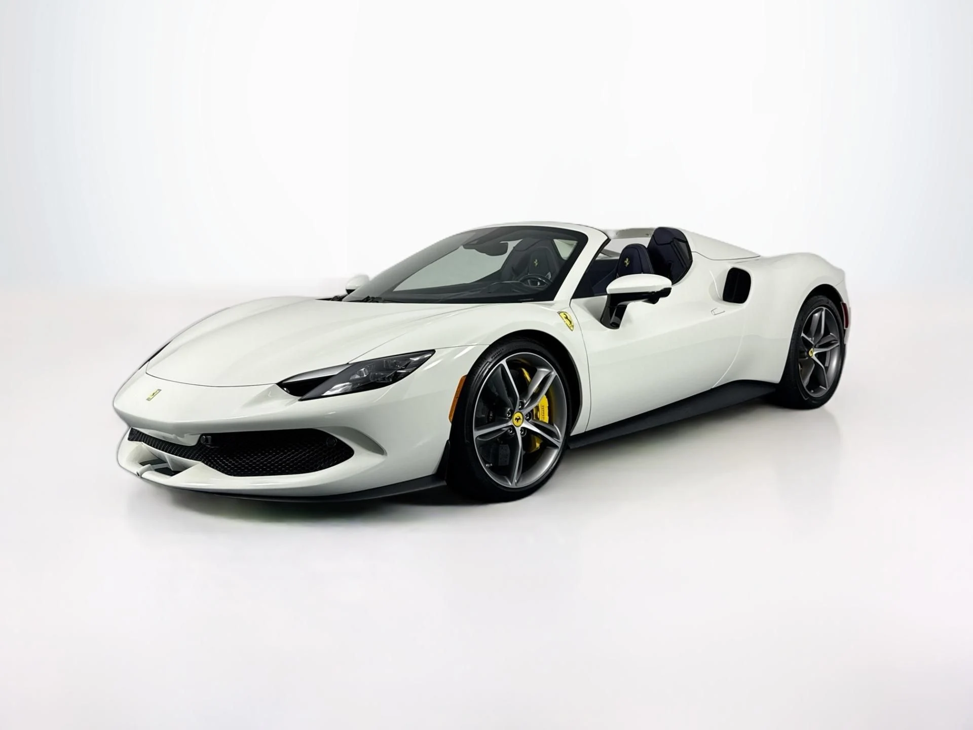 mph000_3289575736_Used_2025_Ferrari_296_GTS_1784316839_95db402ea4