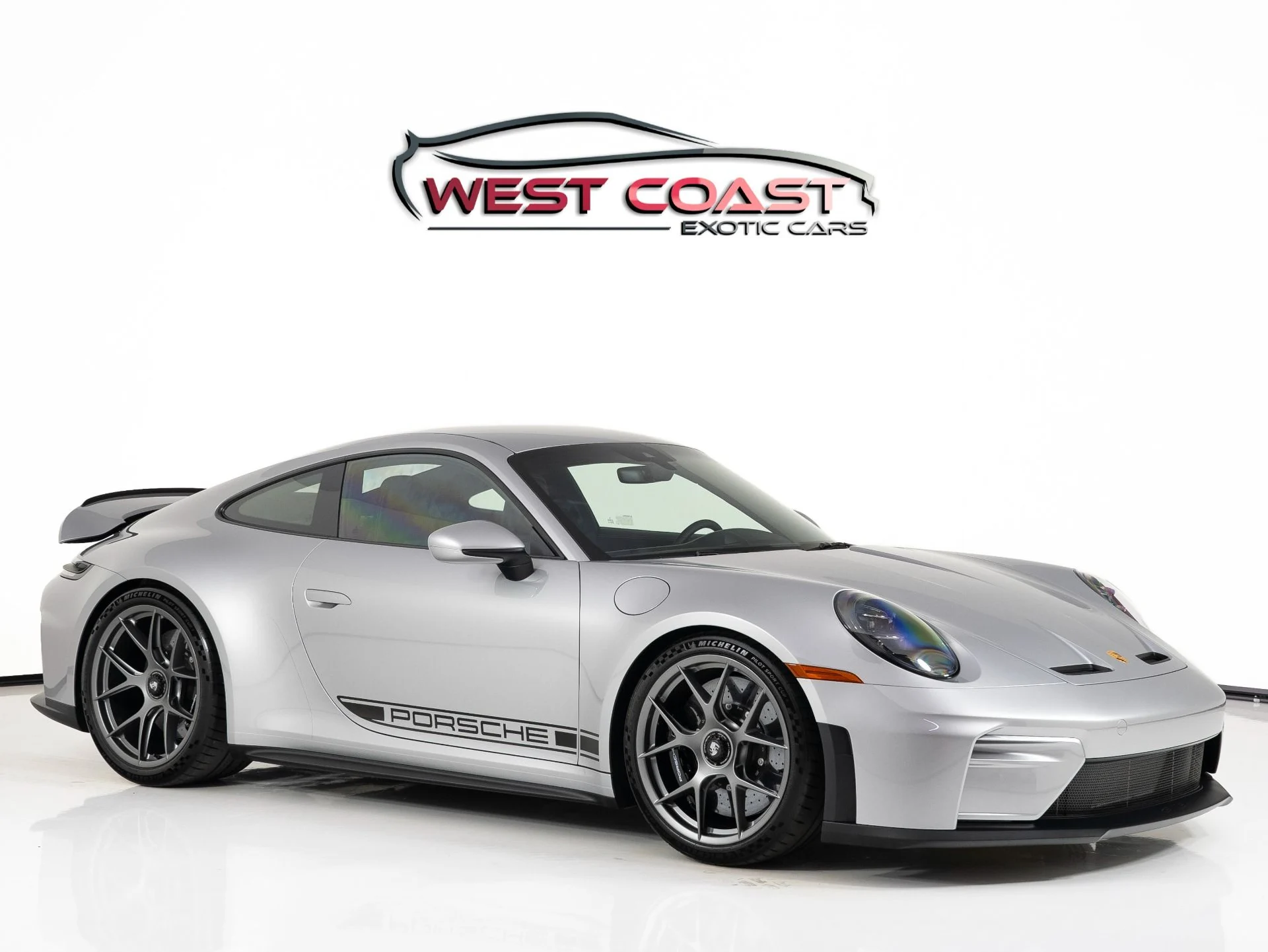 mph000_3311122478_Used_2025_Porsche_911_GT_3_1754676167_8ad1302458