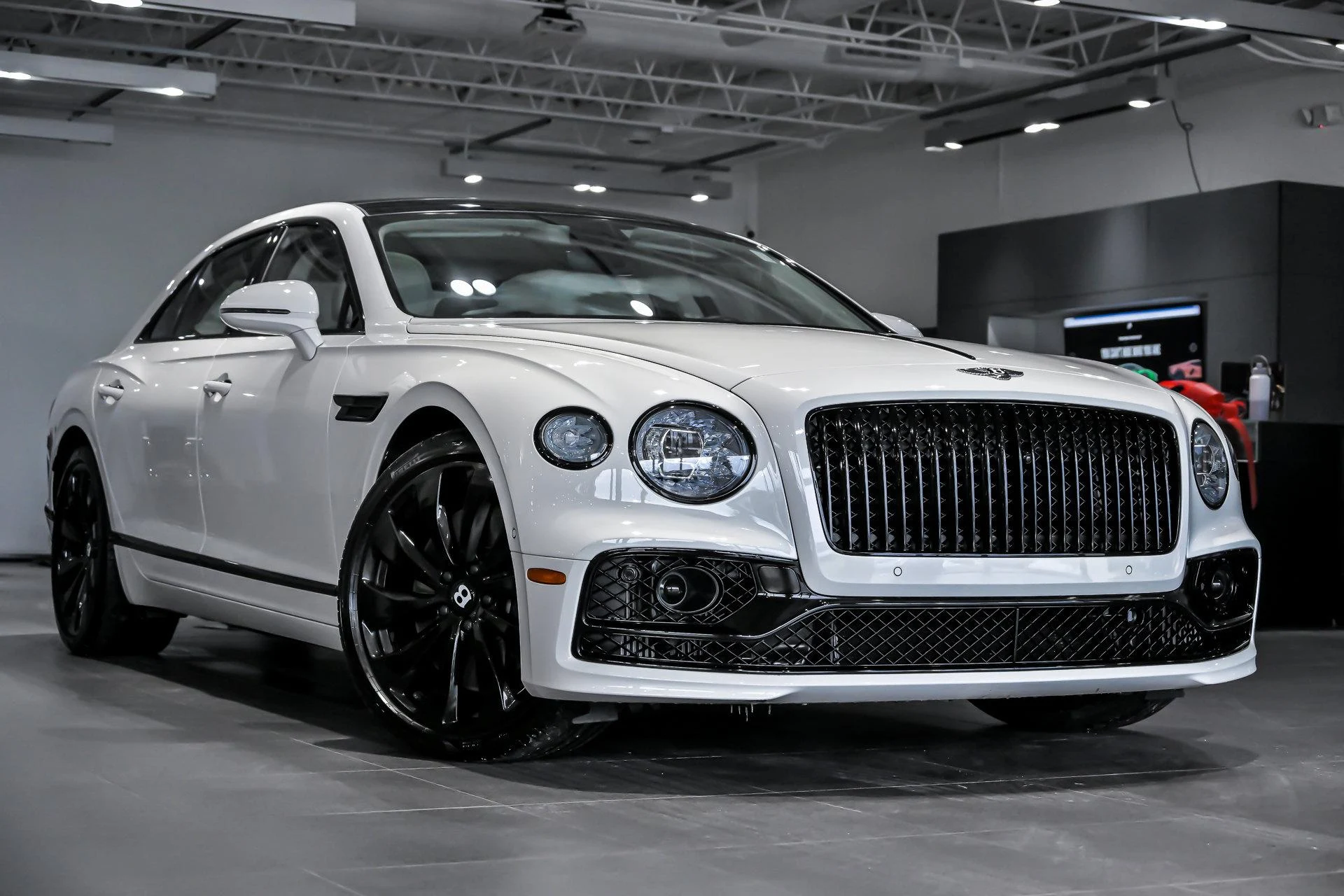 mph000_3341480274_Used_2021_Bentley_Flying_Spur_V8_1765794809_788f2c1fa6