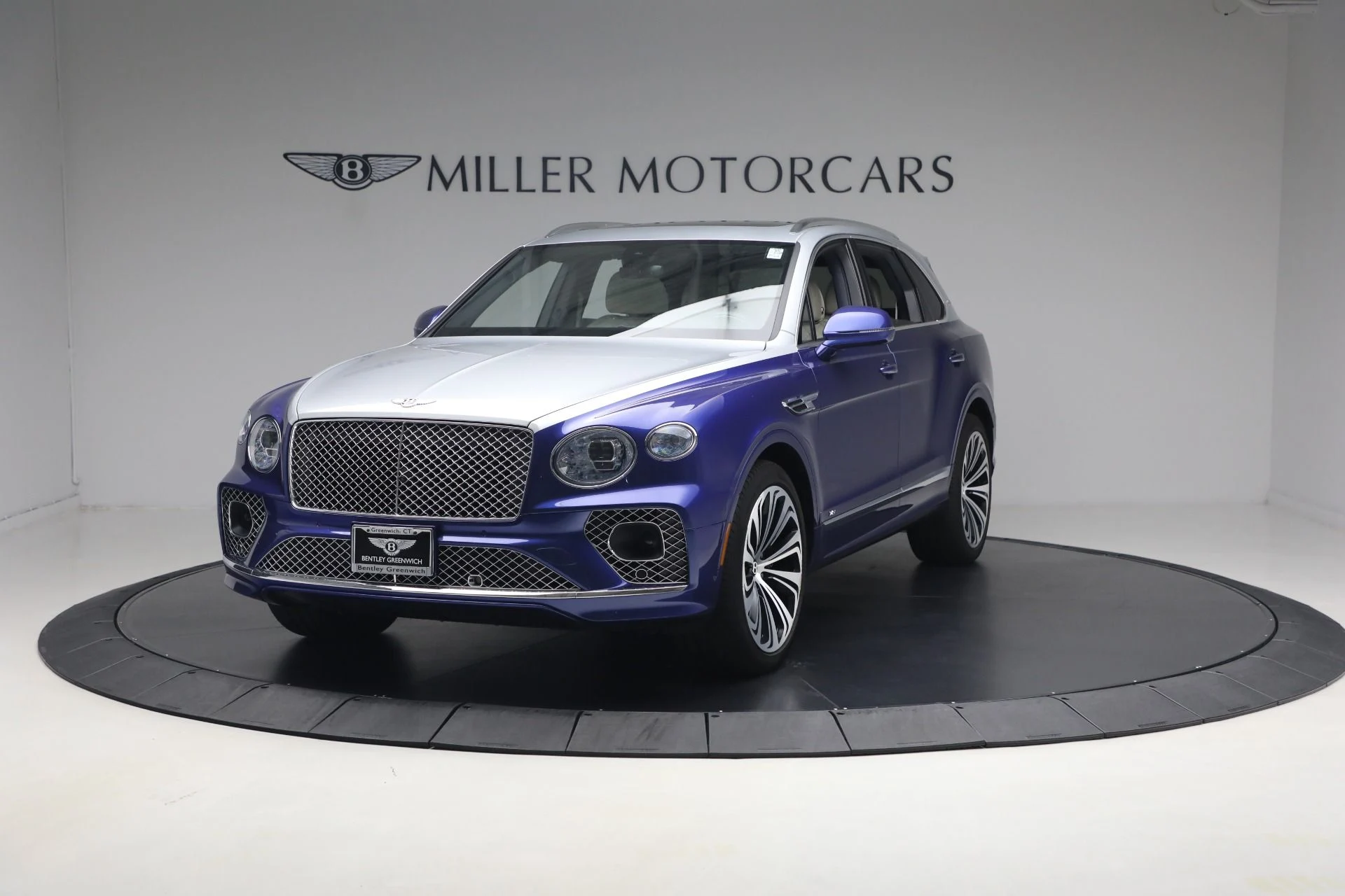 mph000_3346904325_Used_2022_Bentley_Bentayga_V8_1780928711_0c12a718f1