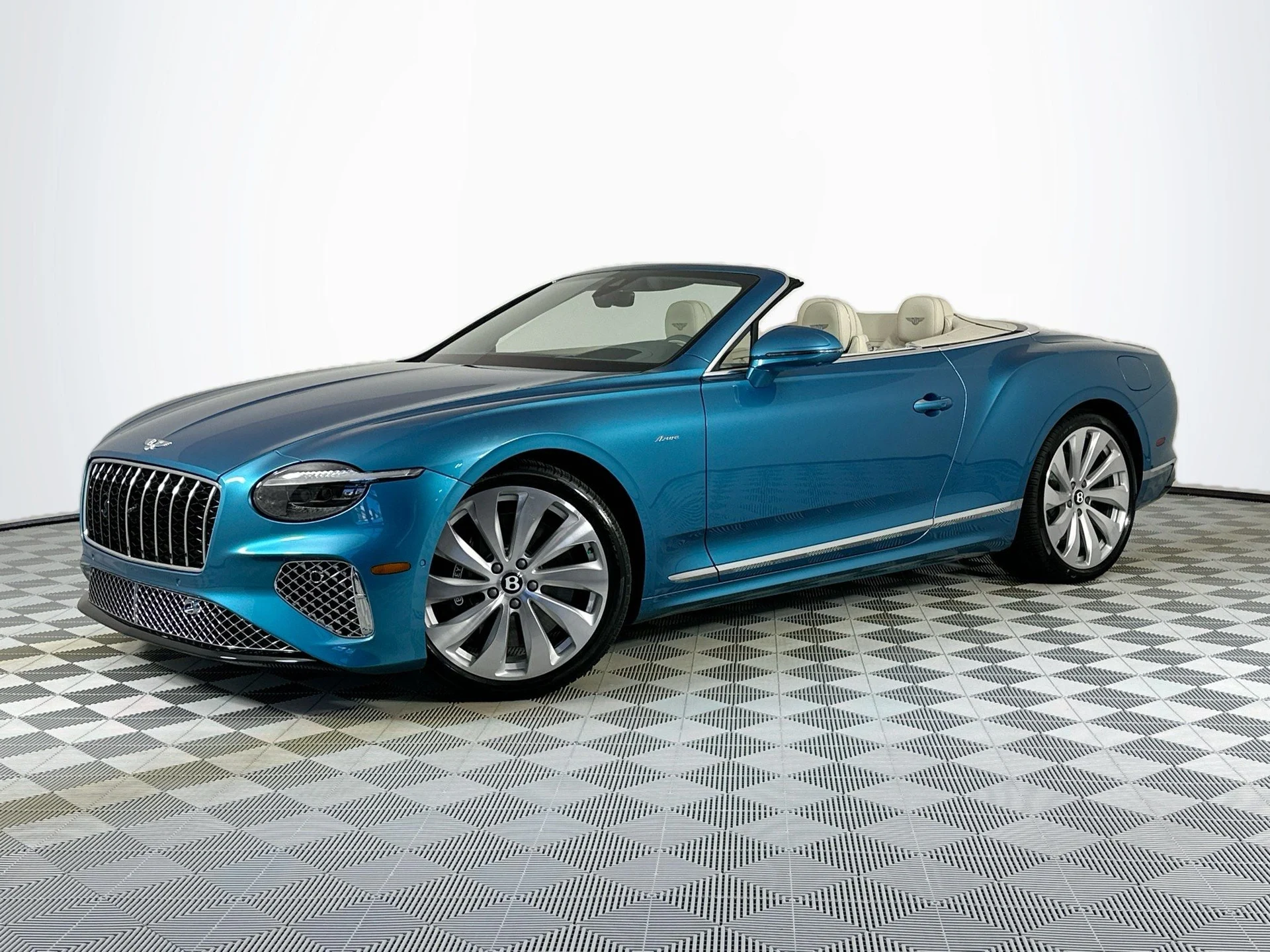 mph000_3363122782_1_3883aed9e3