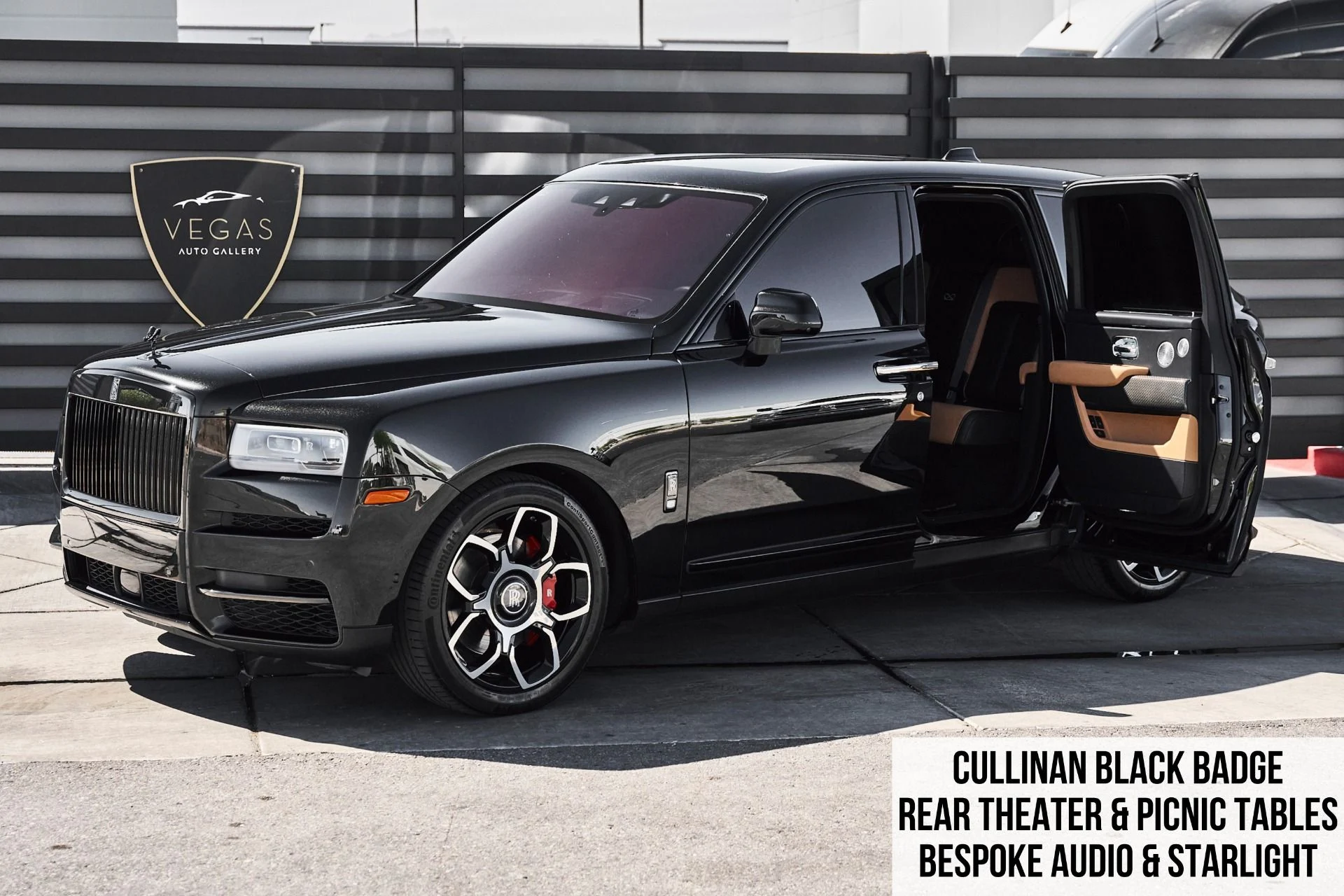 mph000_3363417831_Used_2022_Rolls_Royce_Cullinan_Base_1776452238_9a0fde6d5f