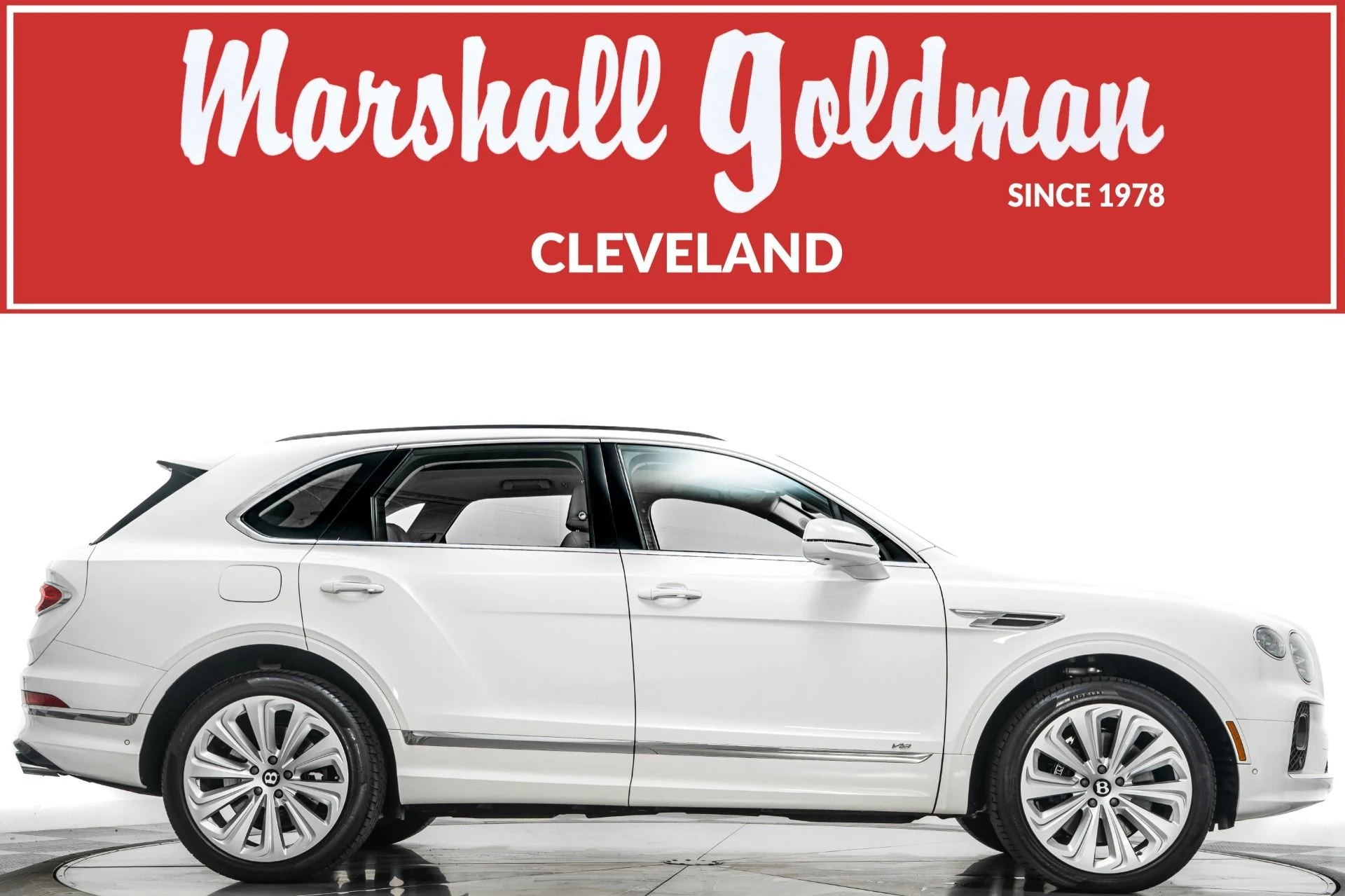 mph000_3373209689_Used_2021_Bentley_Bentayga_V8_1752875632_a3de3b6c1f