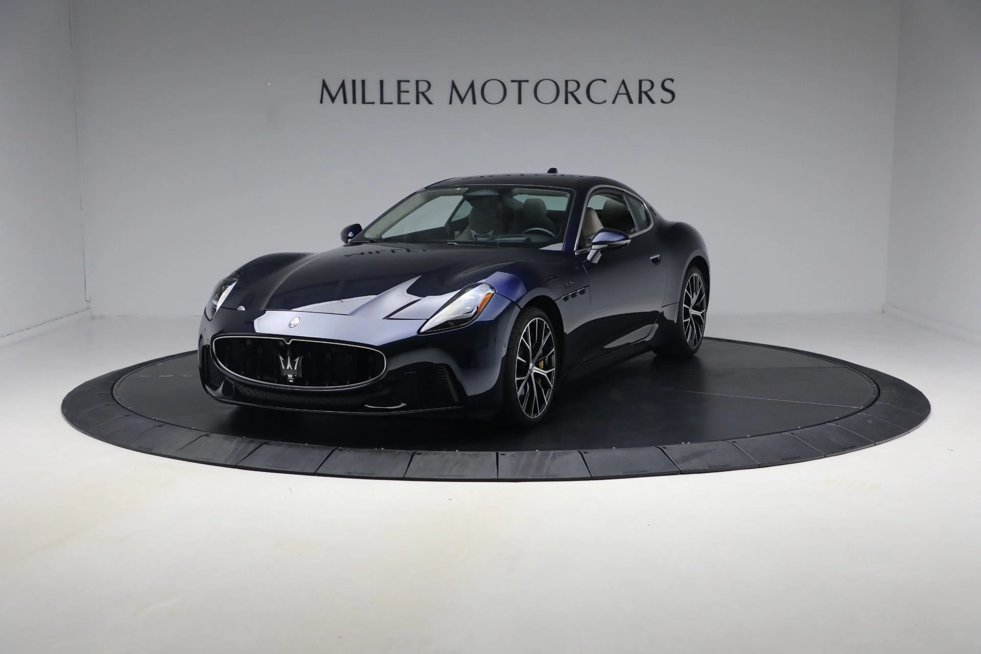 mph000_3374566275_Used_2024_Maserati_Gran_Turismo_Modena_1793123717_3d196da3f9