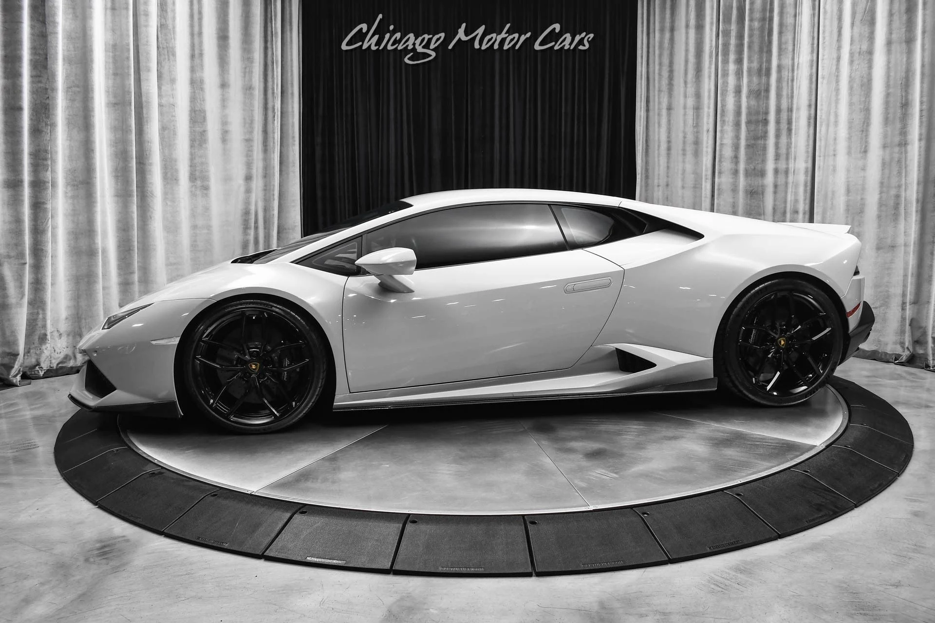 mph000_3379158712_12501_main_l_0d7ff3027a