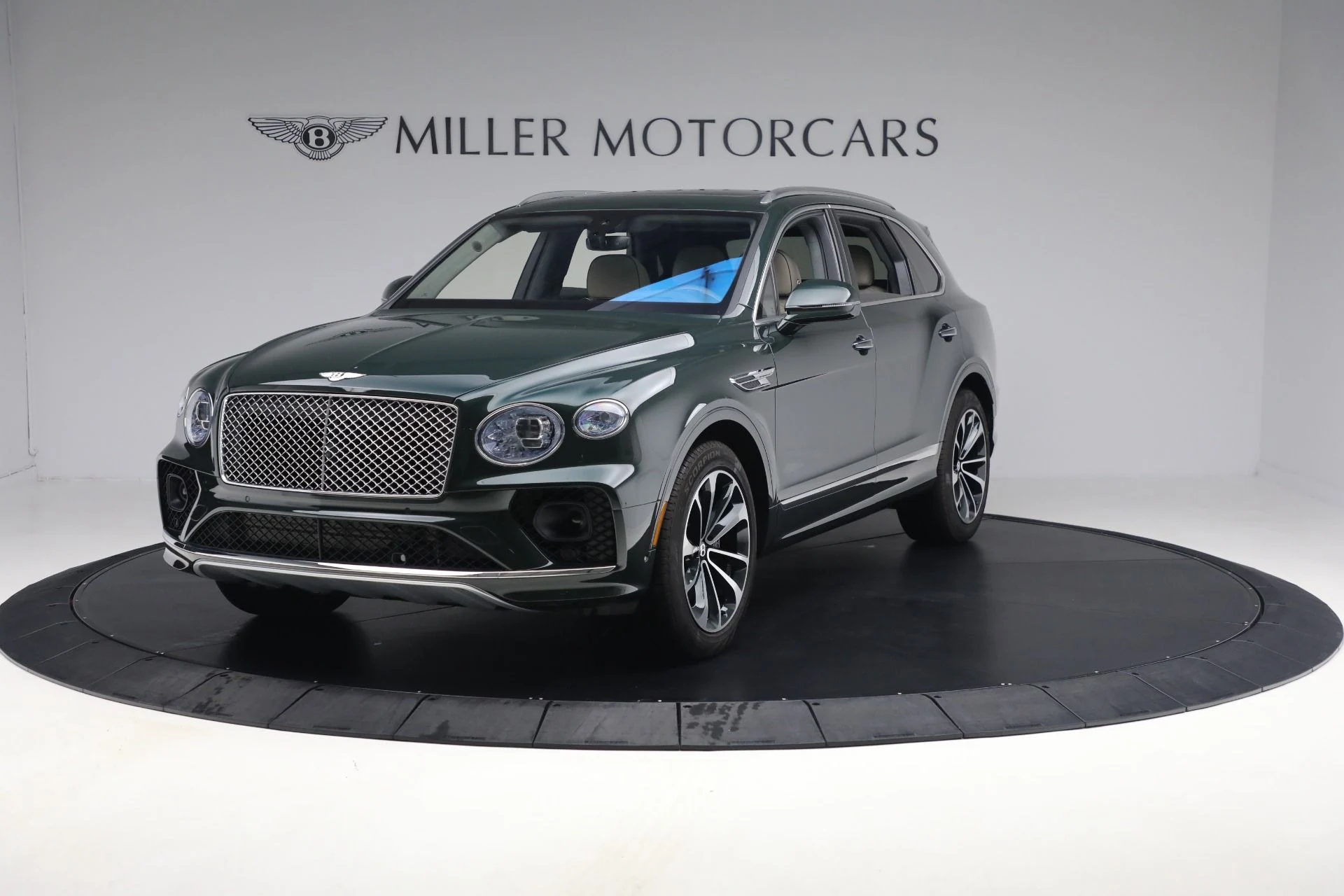 mph000_3381382225_New_2023_Bentley_Bentayga_V8_0e5c8fec9a