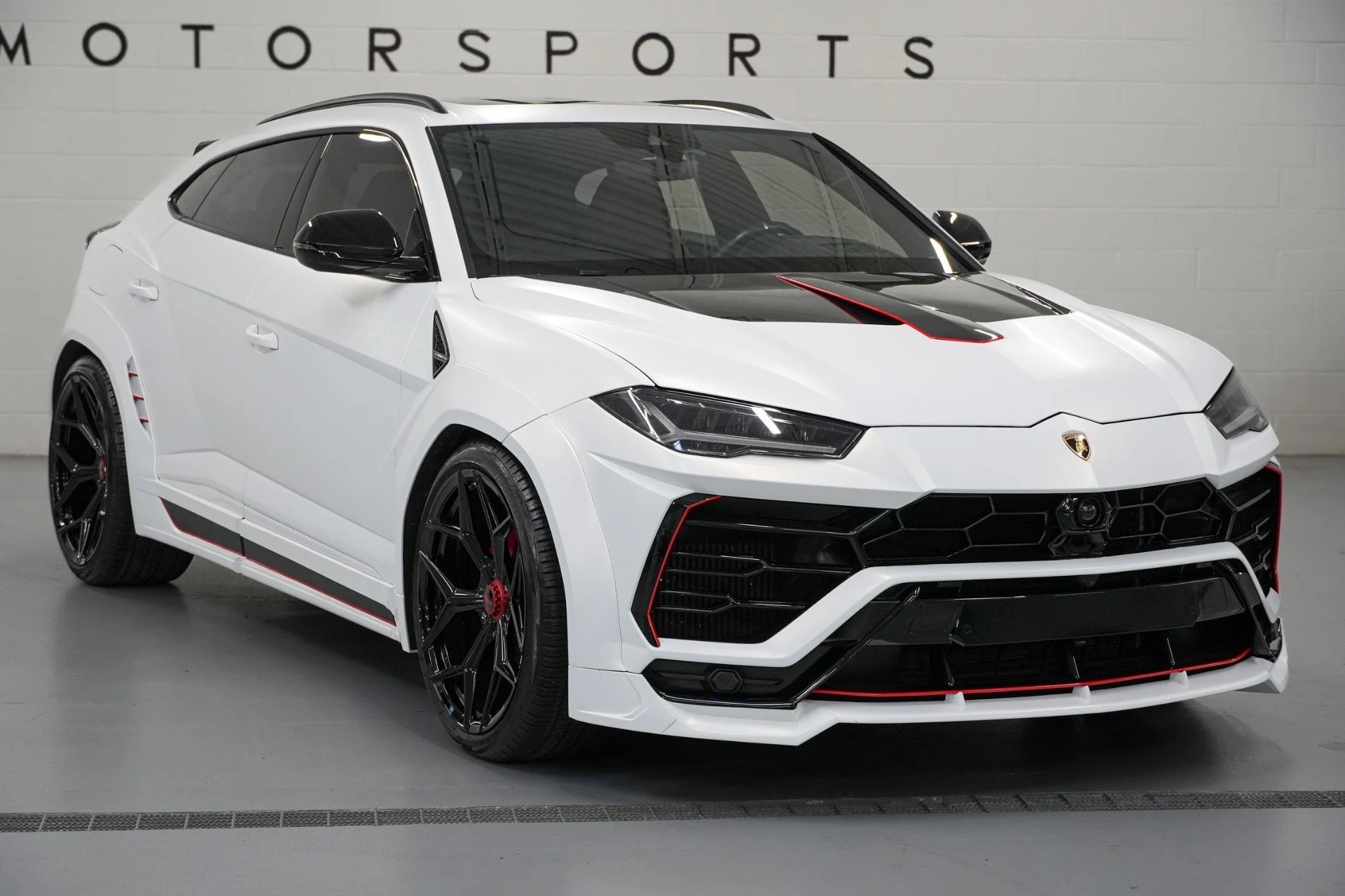 mph000_3395503664_Used_2020_Lamborghini_Urus_1781723574_a7239c4016