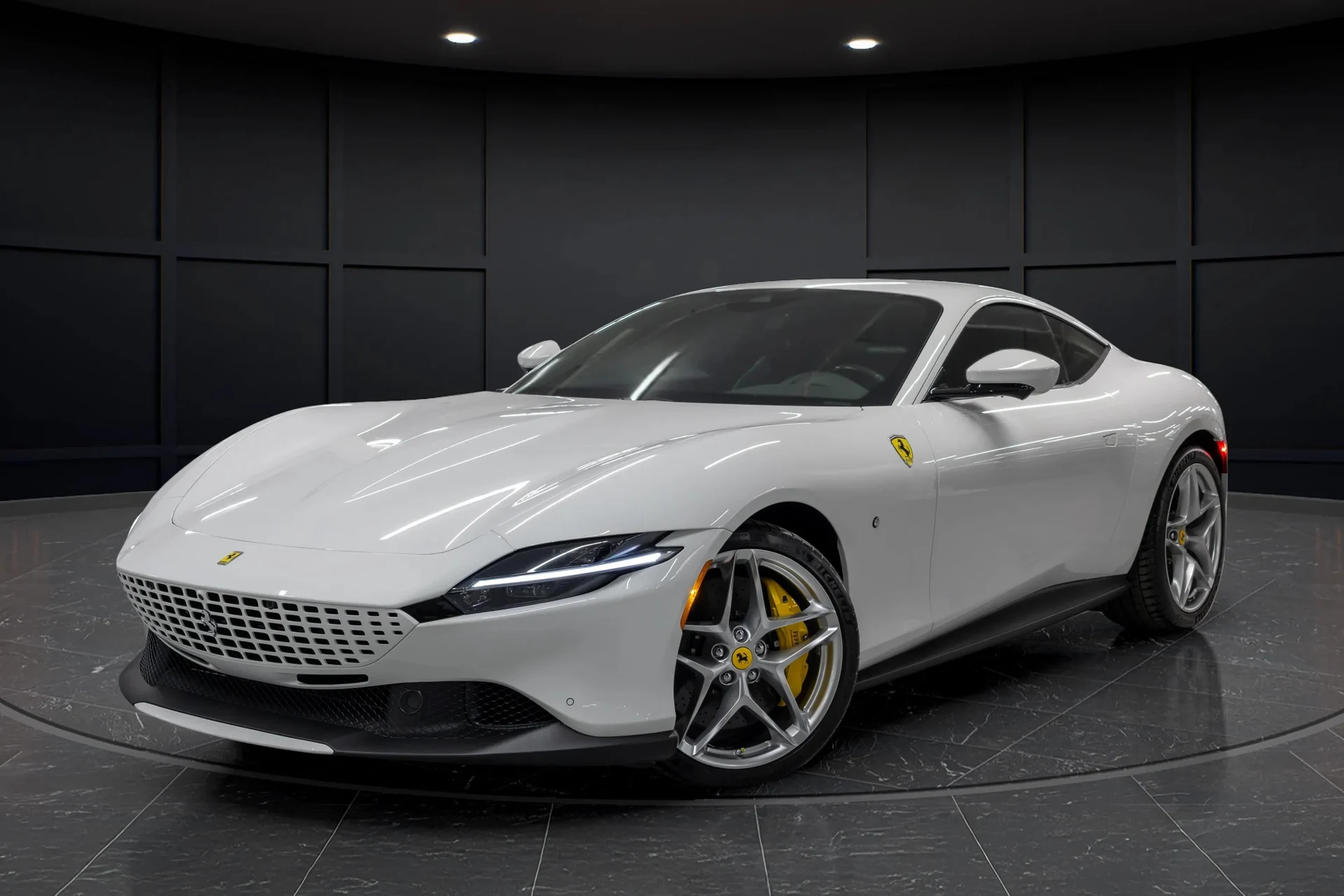 mph000_3399826392_ae63b5b1_13da_4612_8478_e8ca0c2a7996_202320_Ferrari20_Roma2028_ZFF_98_RNA_6_P0296269_P29_1_d013a90b0d