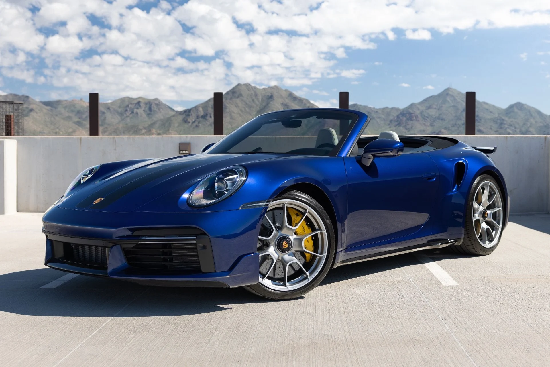 mph000_3414677846_Used_2023_Porsche_911_Turbo_S_1792525884_ea983eabe0