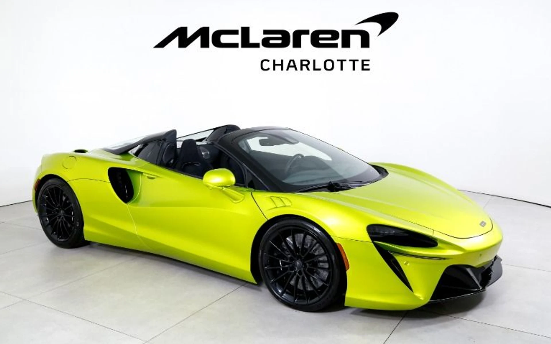 mph000_3415370967_Used_2025_Mc_Laren_Artura_Spider_2ff7b09356
