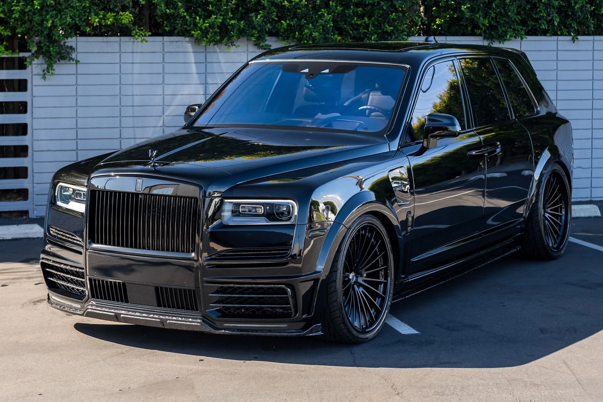 mph000_3433174207_Used_2021_Rolls_Royce_Cullinan_1698712213_c967168252