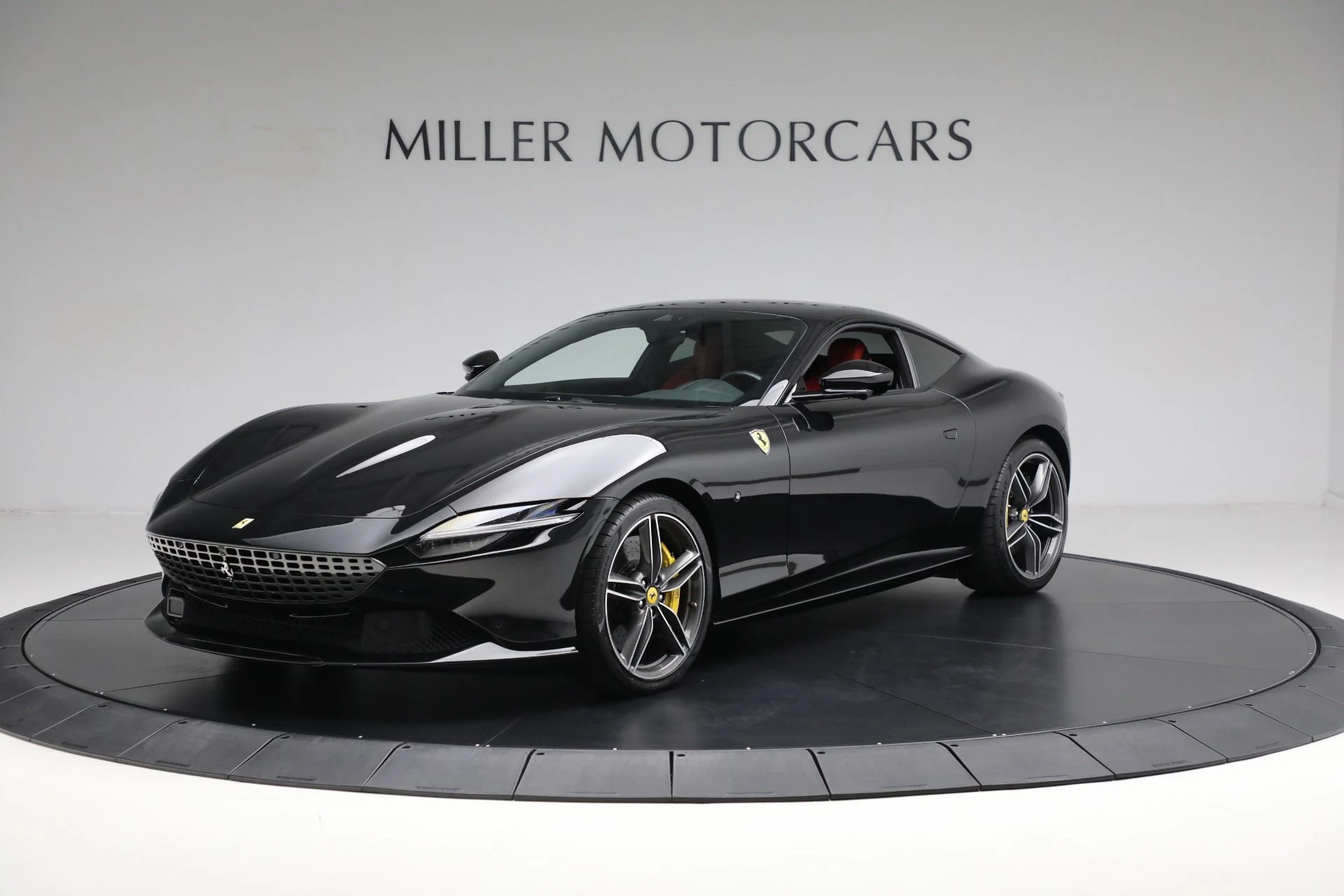 mph000_3447900507_Used_2022_Ferrari_Roma_1707749900_ef77af6c1d