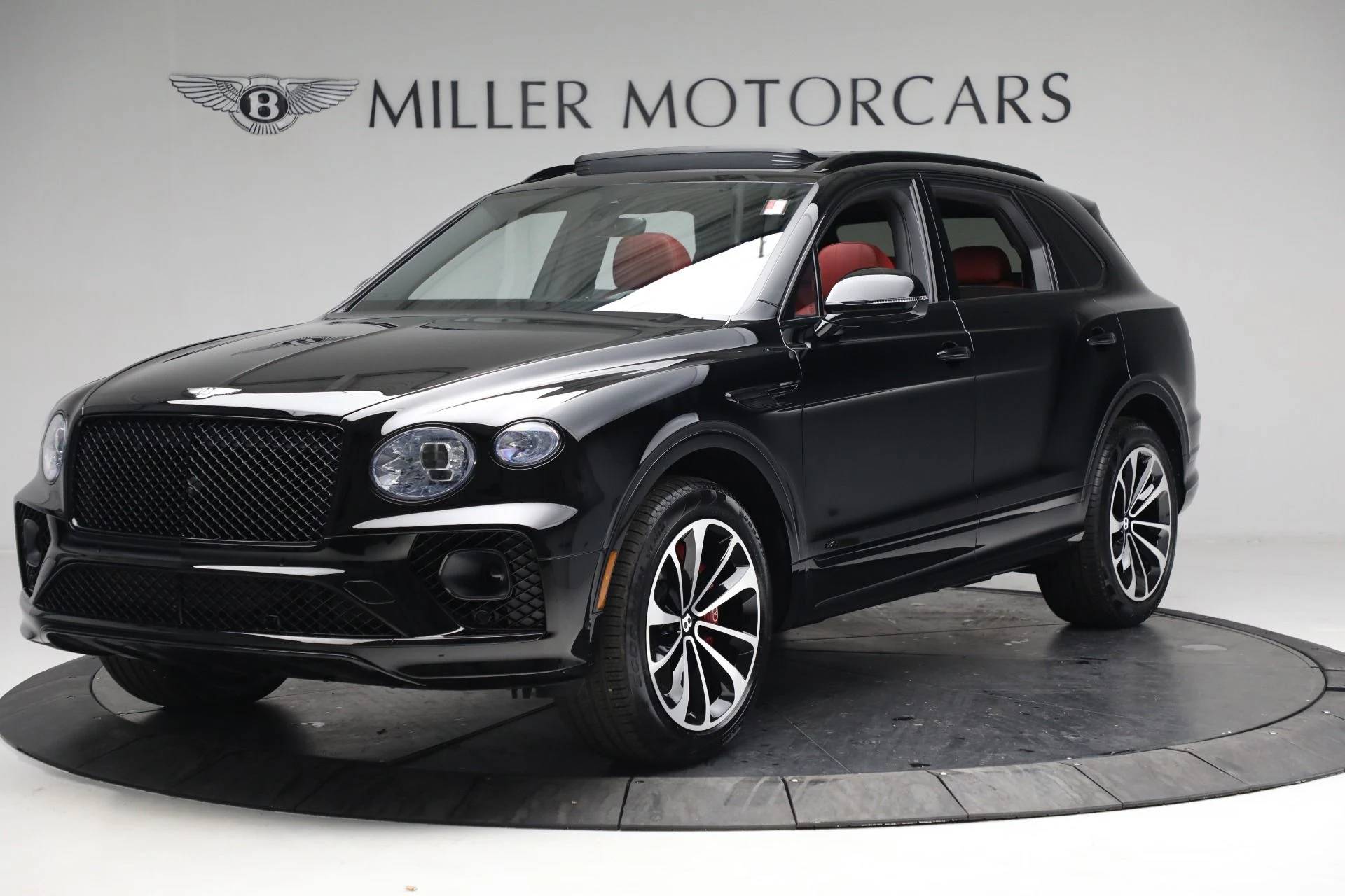 mph000_3449421864_Used_2022_Bentley_Bentayga_V8_1772749614_c12094af33