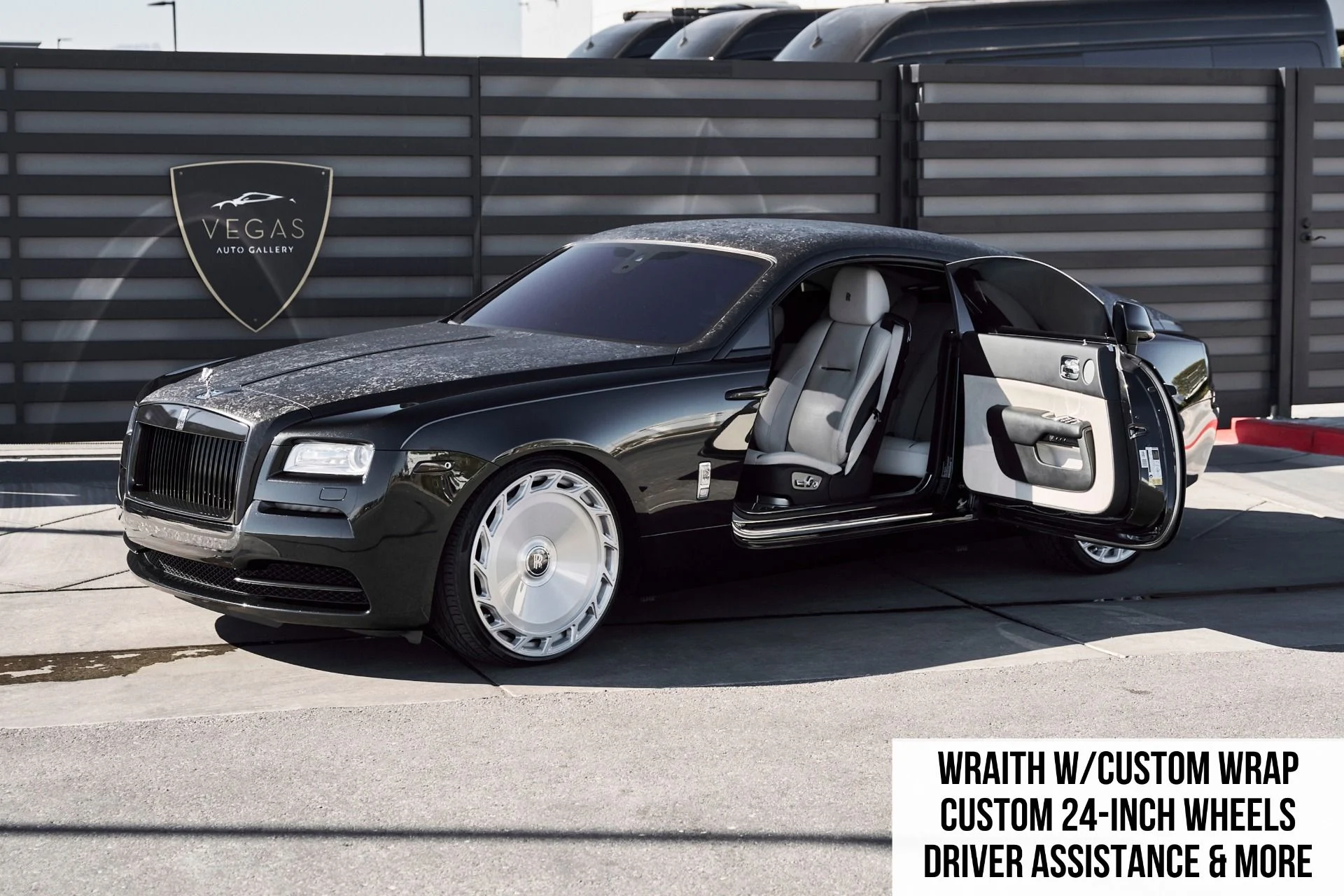 mph000_3455839138_Used_2015_Rolls_Royce_Wraith_1770669783_98ca7fe284