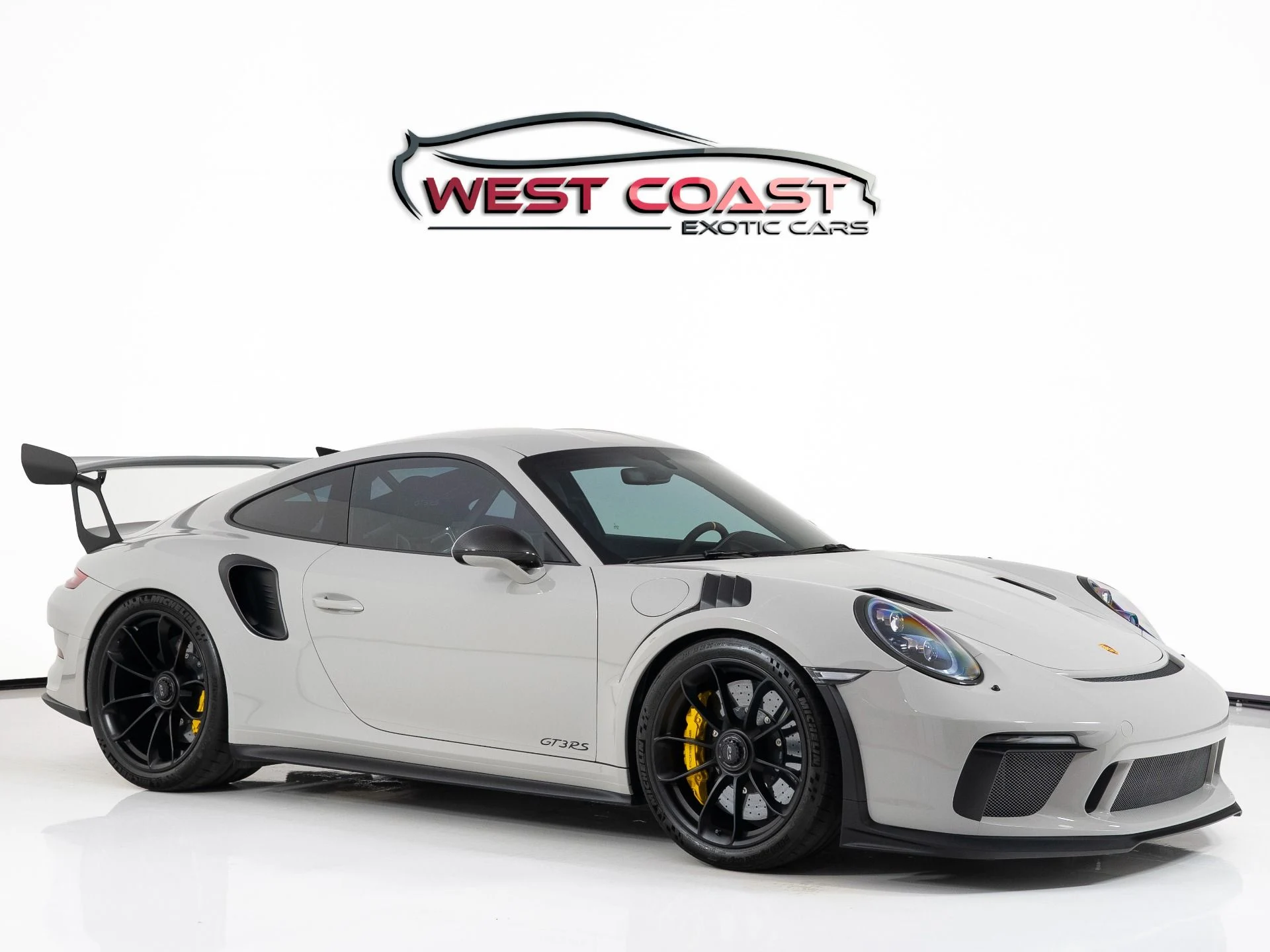 mph000_3459009305_Used_2019_Porsche_911_GT_3_RS_1758126565_b577978629