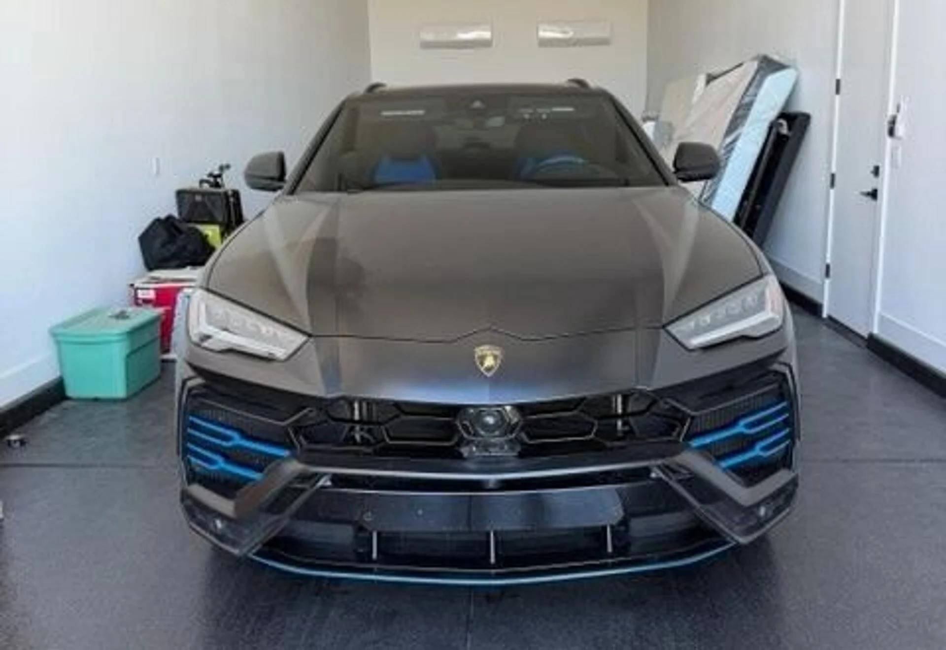 mph000_3473568657_Used_2020_Lamborghini_Urus_1762201700_80bf158834
