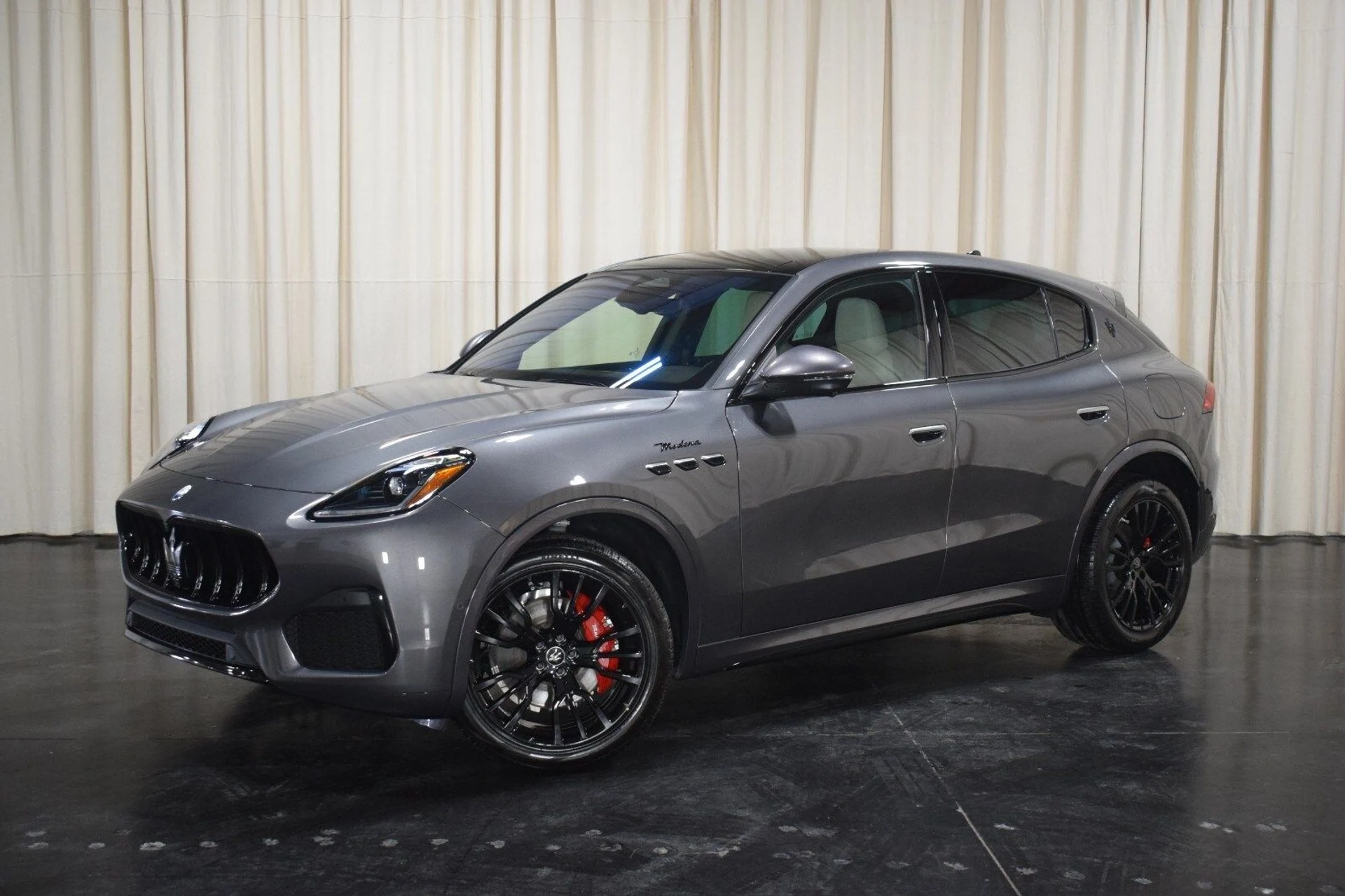 mph000_3478645778_08cf8b4346a309c64727c0b82e15f227x_4b06487896