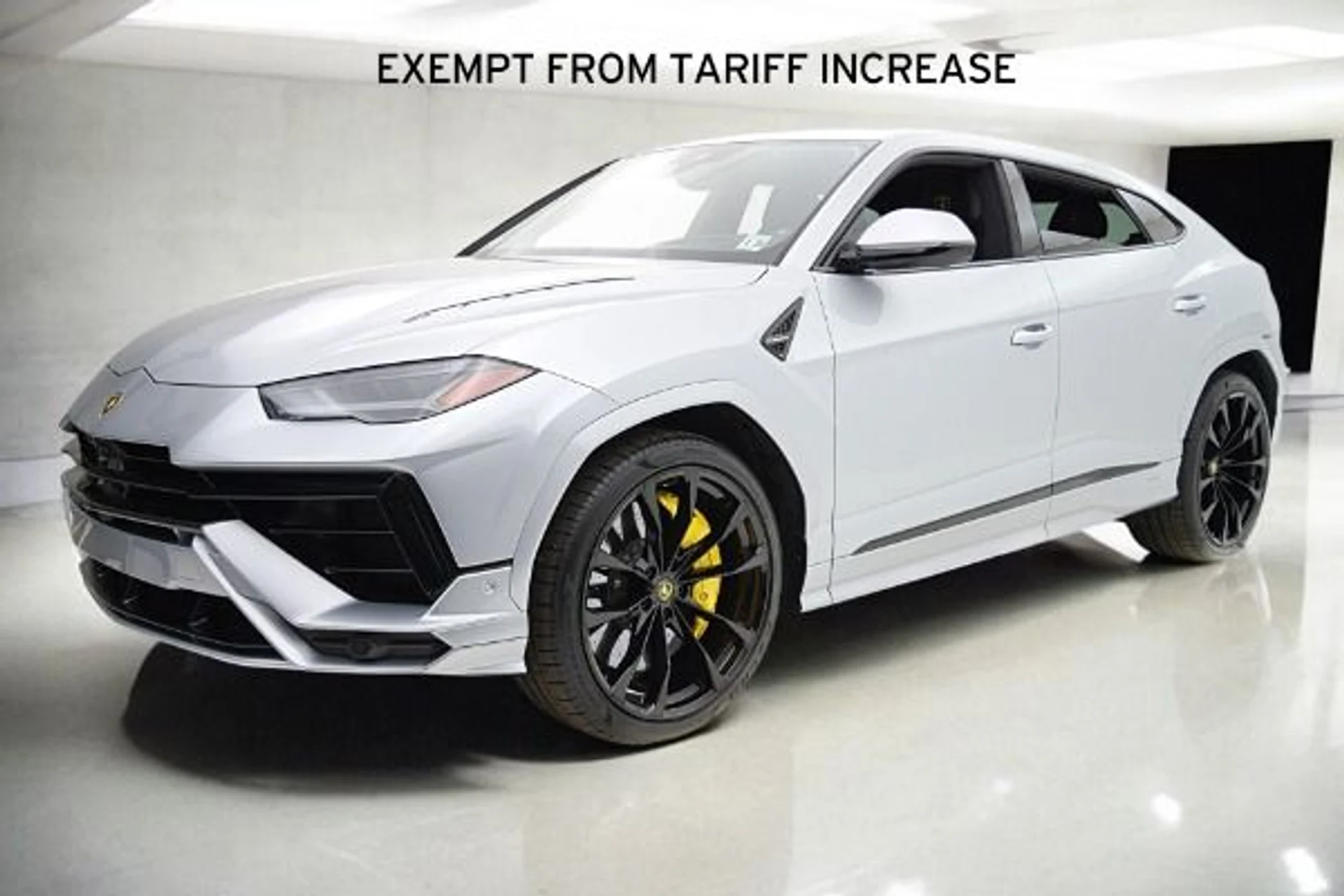 mph000_3482356958_Used_2023_Lamborghini_Urus_SSELEZIONE_PRE_OWNED_CERTIFIED_1ad7645d5c