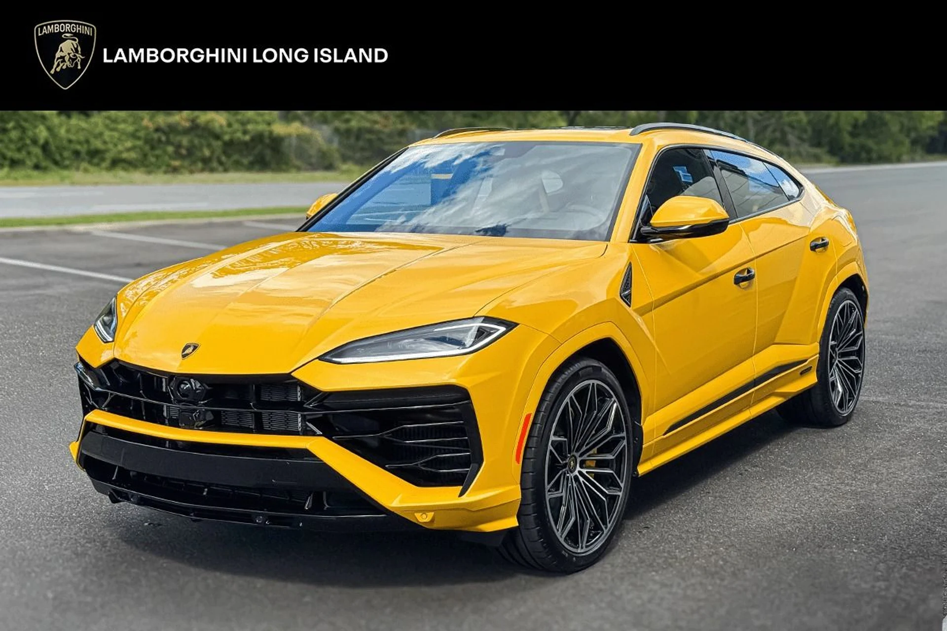 mph000_3491290658_Used_2025_Lamborghini_Urus_SE_1756898650_dd96a7d042