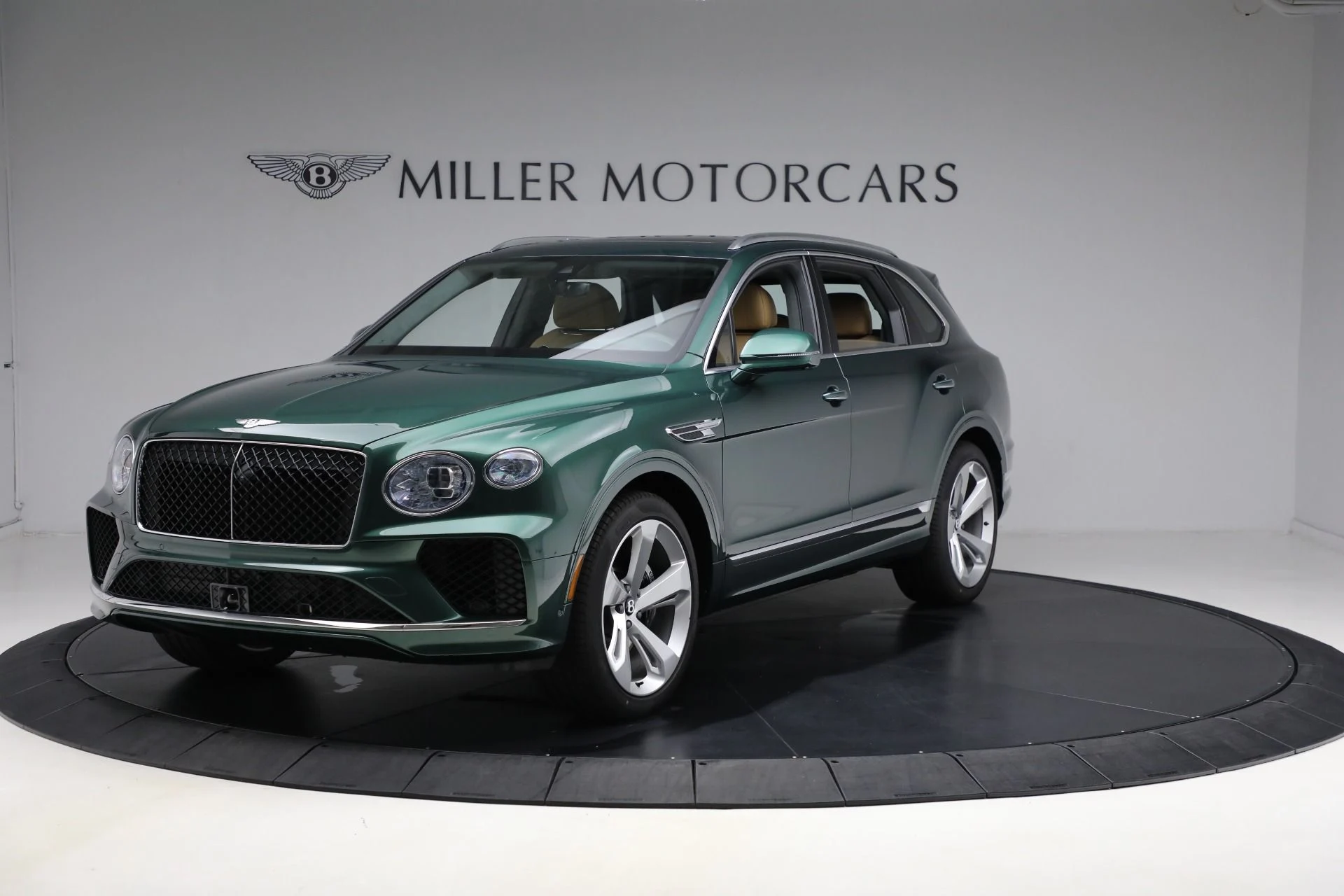 mph000_3502363182_New_2025_Bentley_Bentayga_V8_05fd4bb2fc