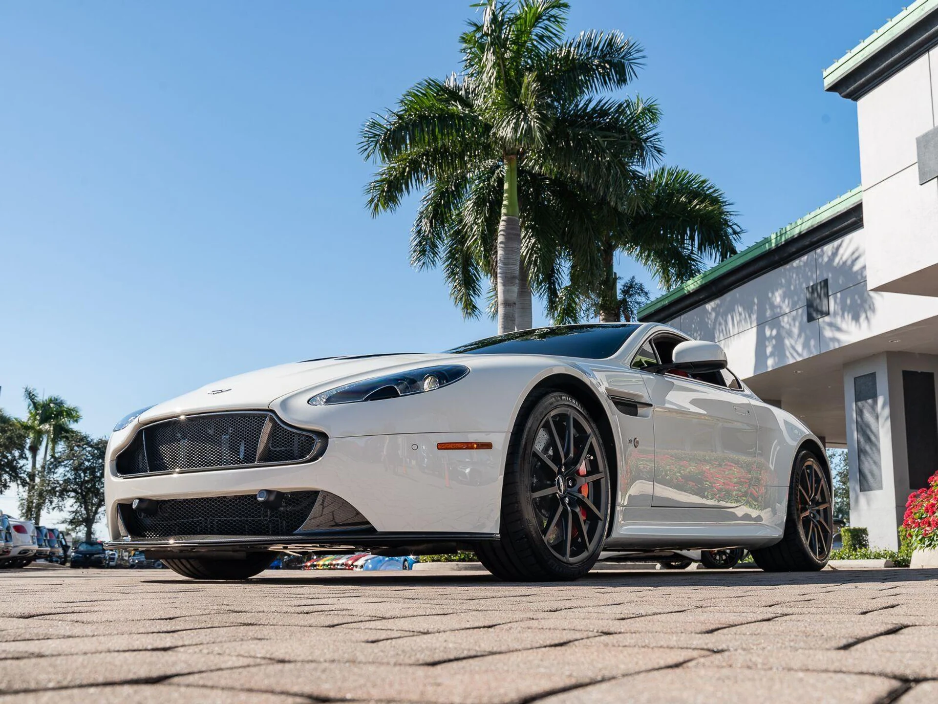 mph000_3544852390_Used_2017_Aston_Martin_Vantage_S_1792786085_a9b0d558e1