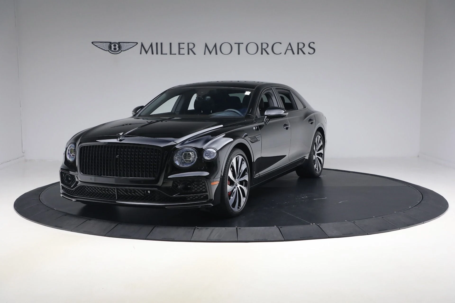 mph000_3553796876_Used_2022_Bentley_Flying_Spur_Hybrid_1788639323_006ac25cb2