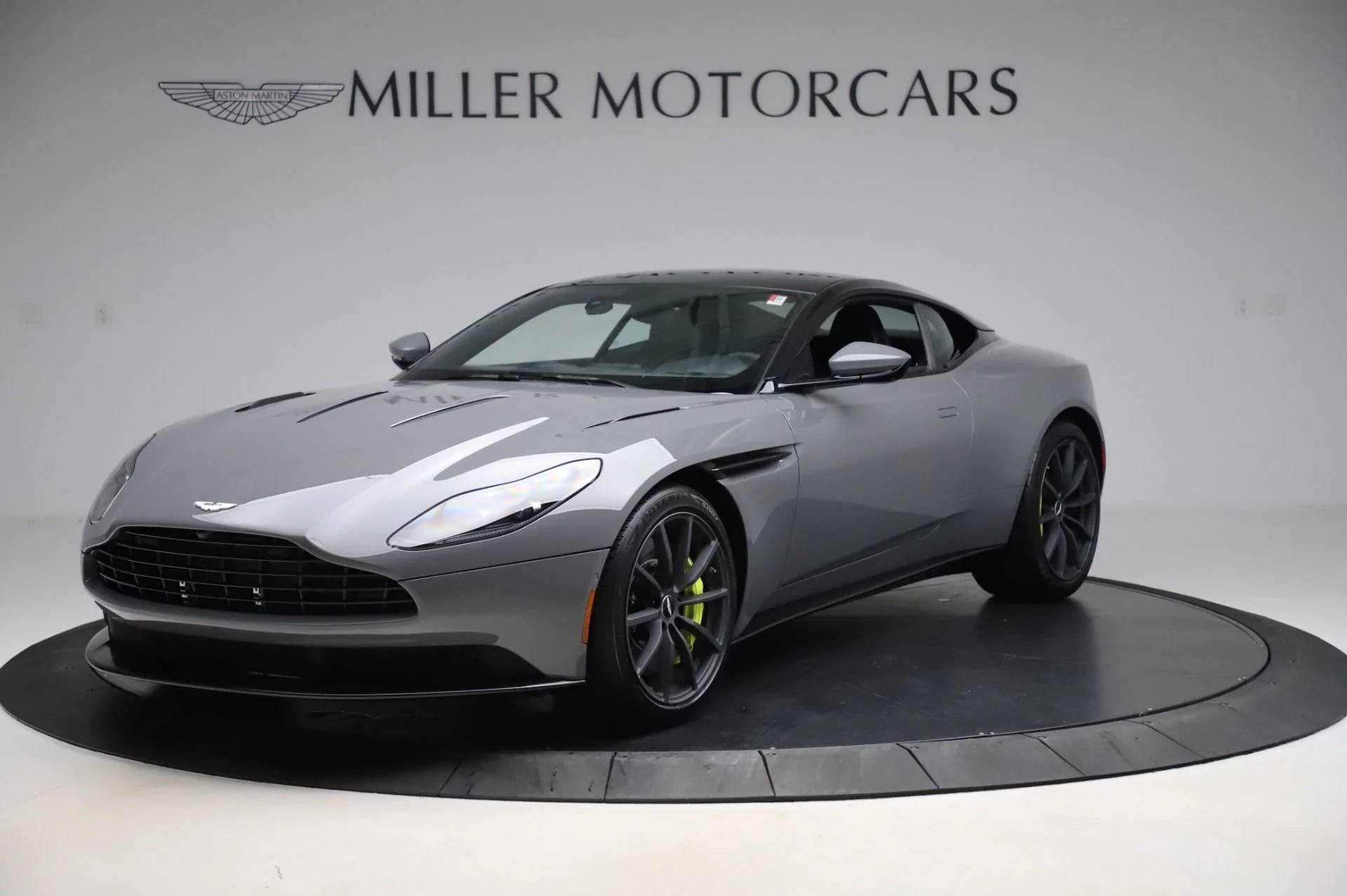 mph000_3565520247_Used_2020_Aston_Martin_DB_11_V12_AMR_Coupe_1593189978_8bed71f049