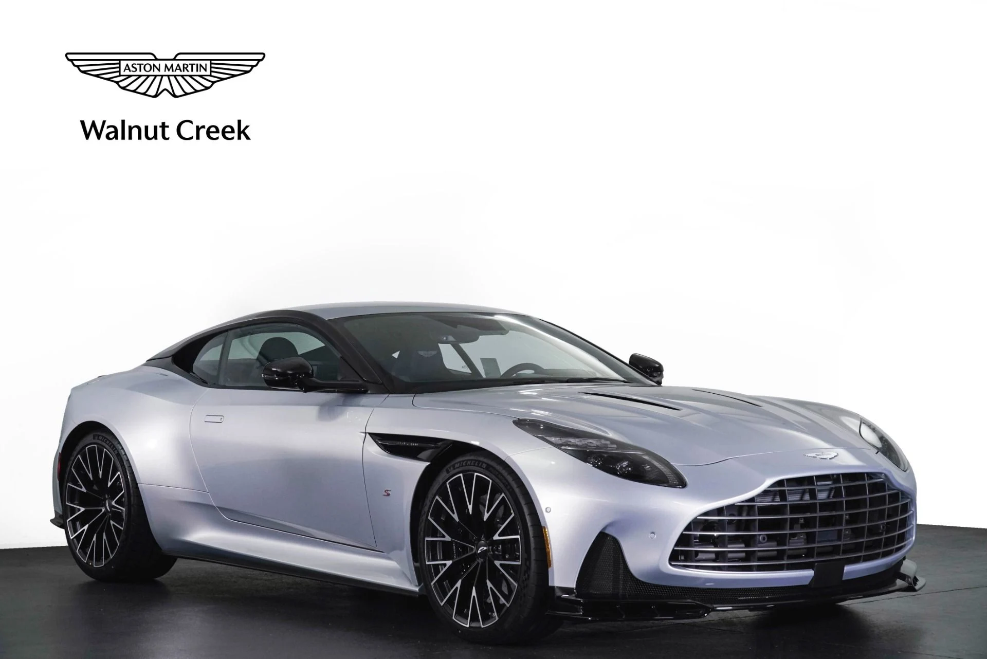 mph000_3571884401_New_2026_Aston_Martin_DB_12_1789417407_cbb9cd84bd