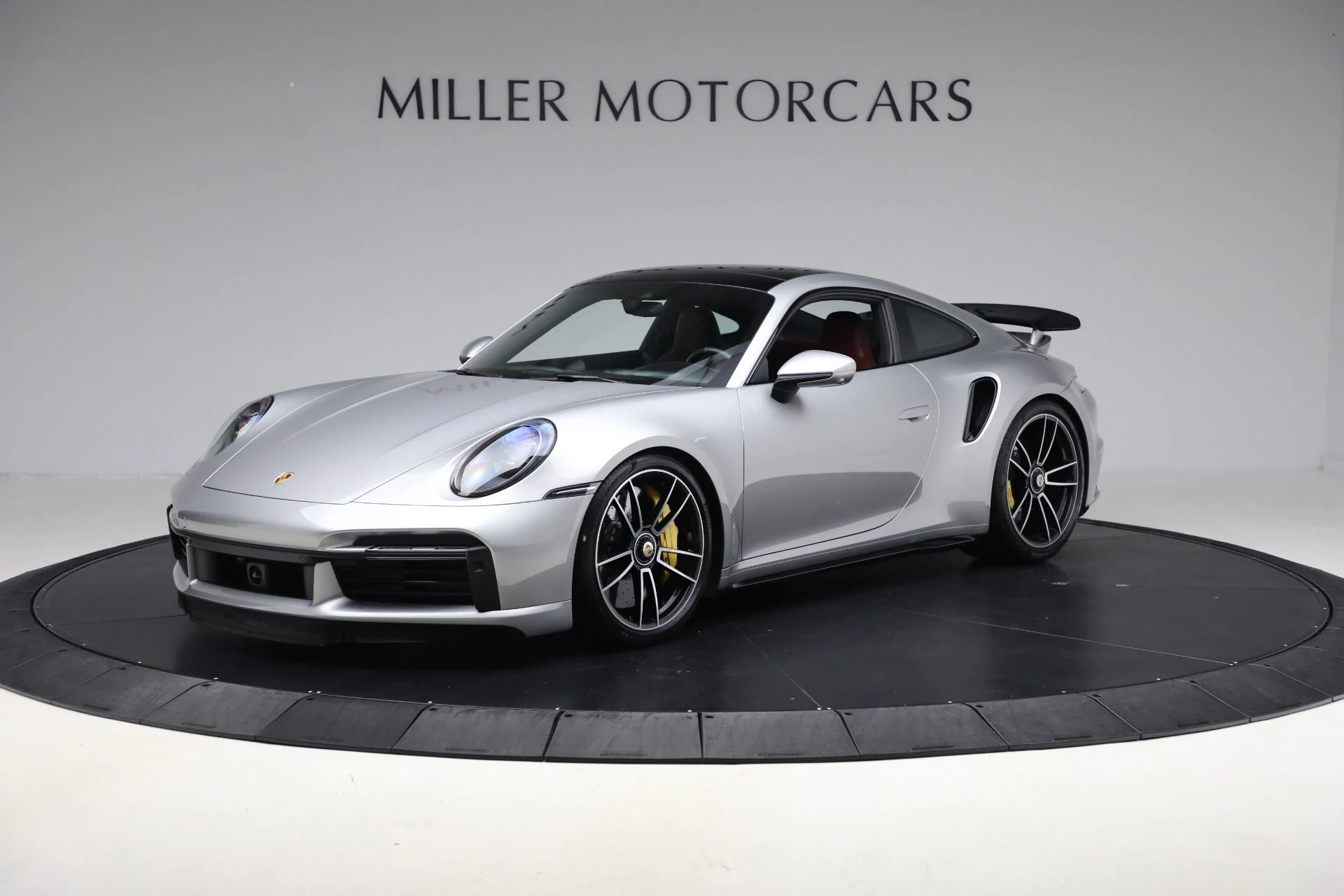 mph000_3575709384_Used_2021_Porsche_911_Turbo_S_1760565433_556a9592f9