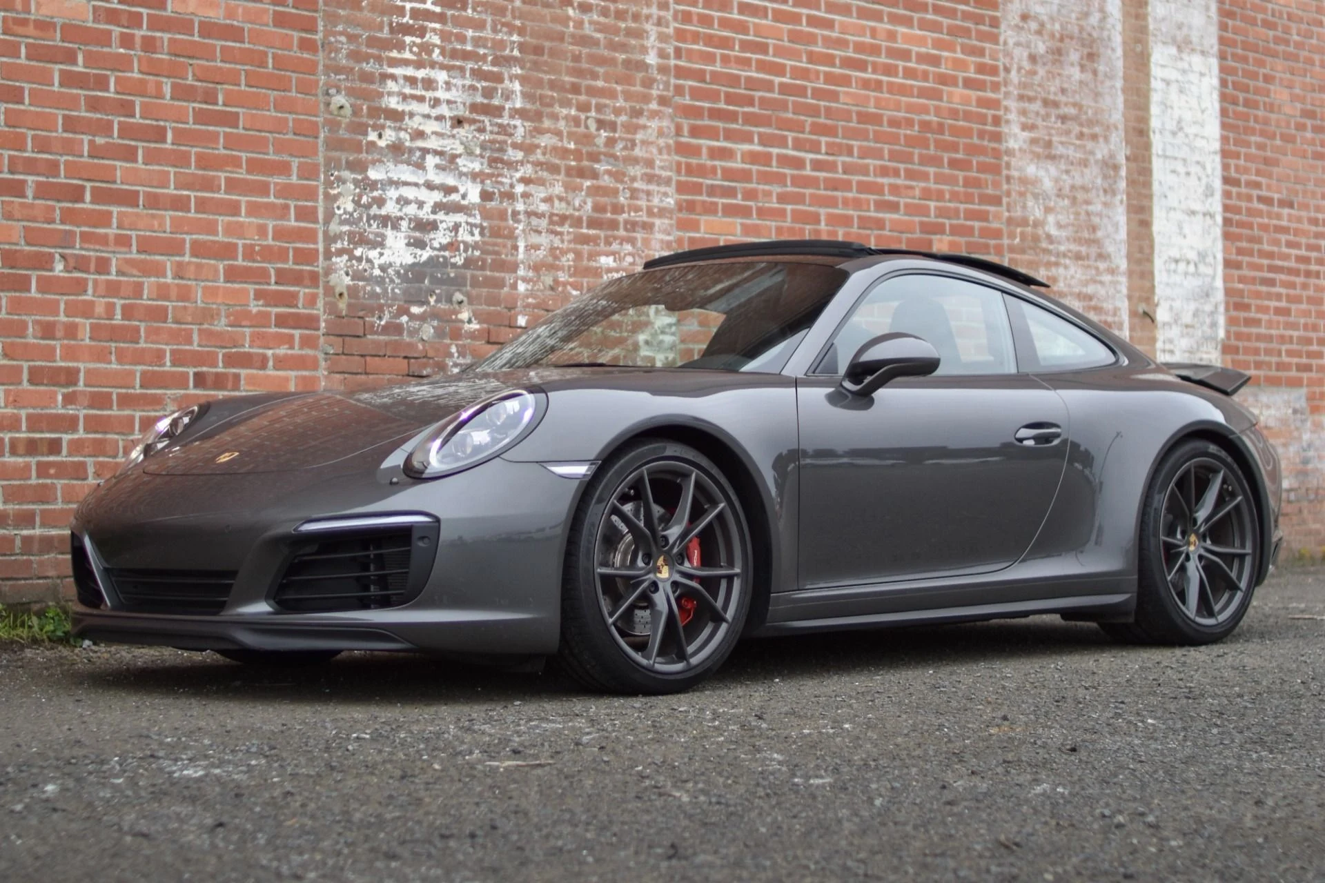 mph000_3584295978_Used_2017_Porsche_911_Carrera_4_S_1743634521_8354848d1f