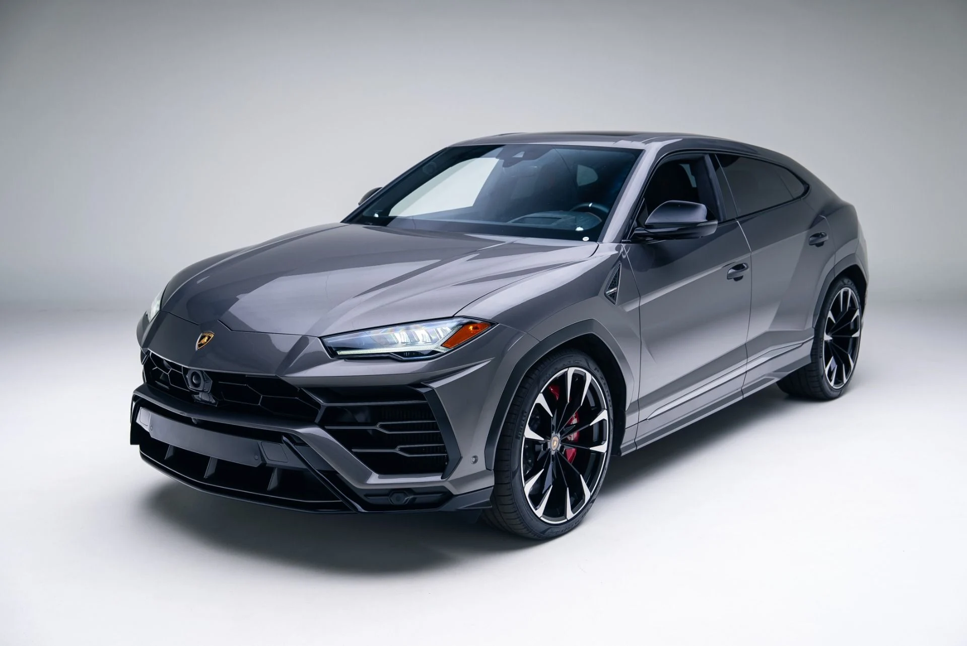 mph000_3609750710_Used_2021_Lamborghini_Urus_1764807728_a530860d7b