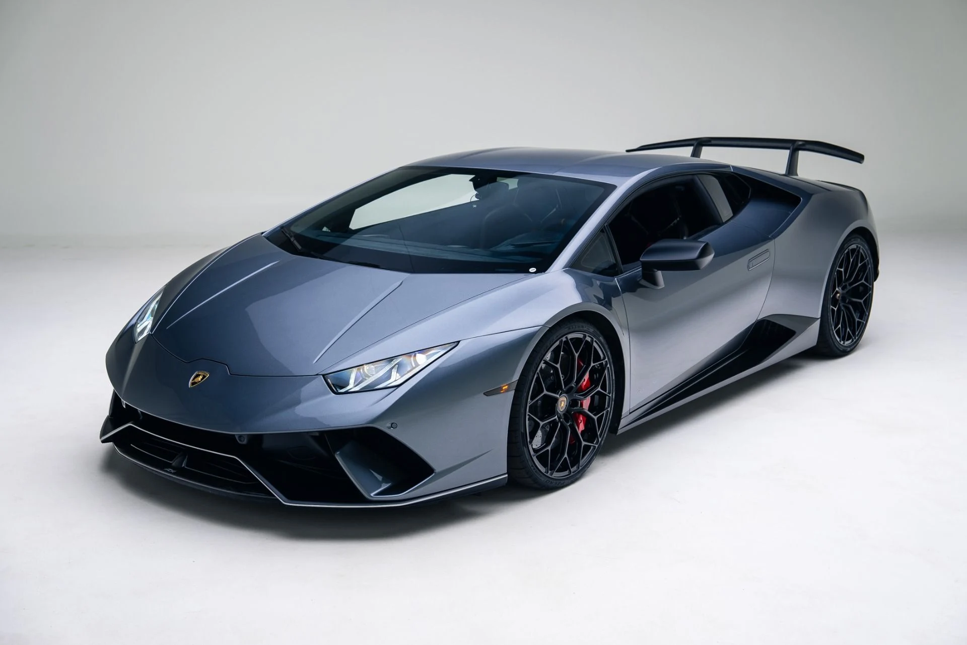 mph000_361590788_Used_2018_Lamborghini_Huracan_LP_640_4_Performante_1765562468_225a2c90c3