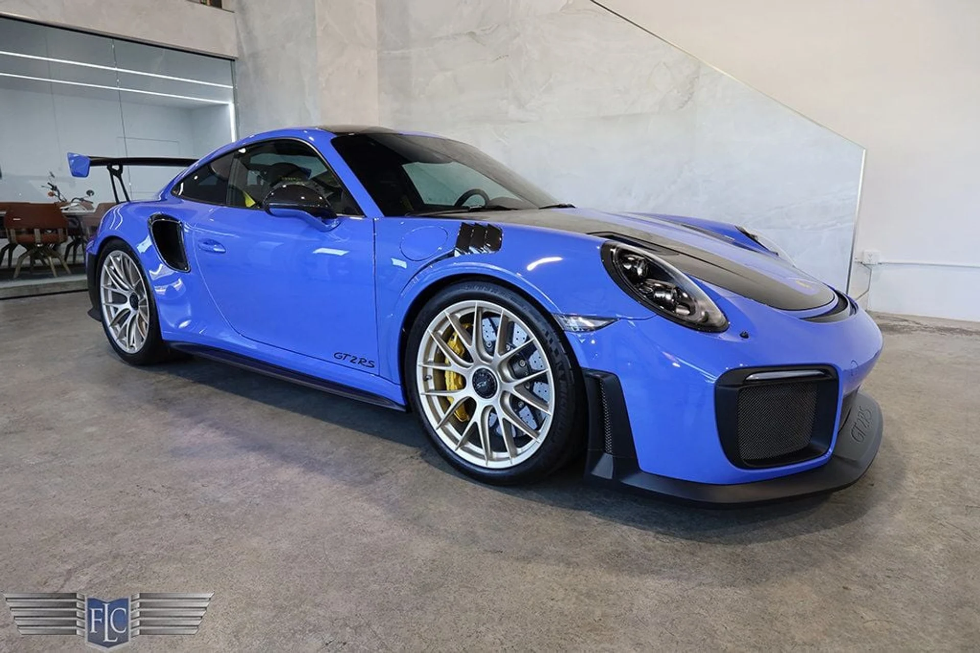 mph000_3626938358_used_2018_porsche_911_gt2rsweissach_9689_22919287_1_1024_d0f2d10009