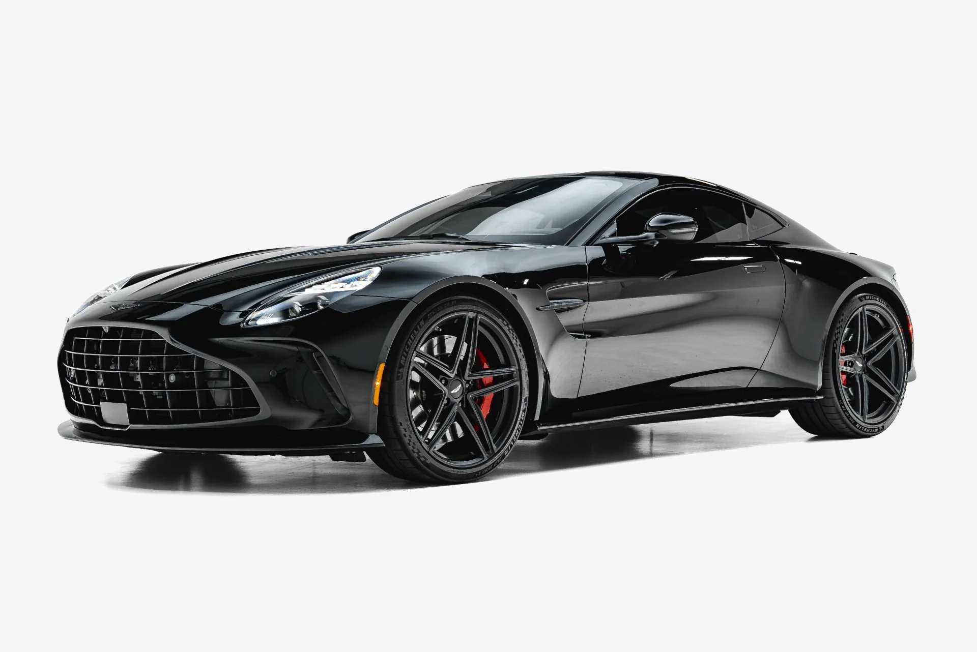 mph000_3638216157_Used_2025_Aston_Martin_Vantage_1790202643_57edde5908
