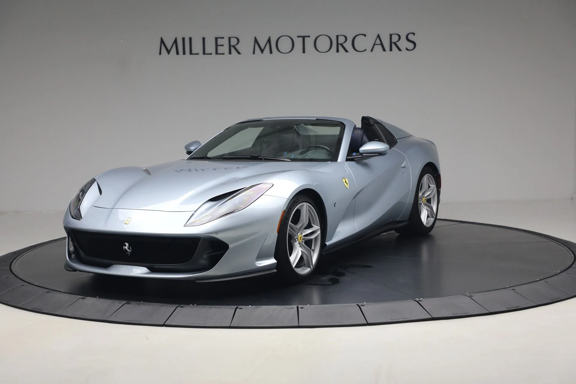 mph000_3658002064_Used_2022_Ferrari_812_GTS_1785788924_a49b0a0bfe