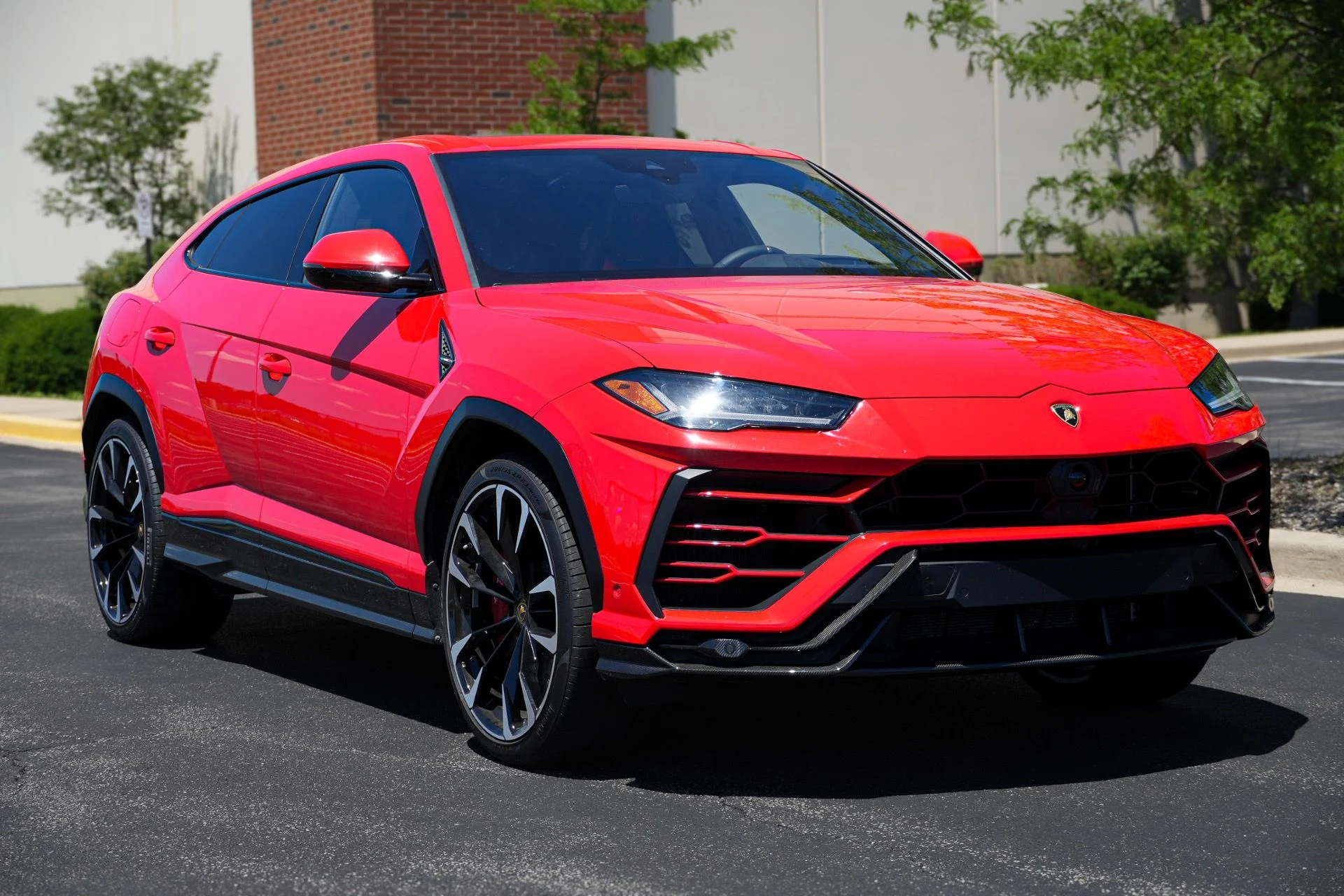 mph000_3682372208_Used_2019_Lamborghini_Urus_1781893095_d87f748267