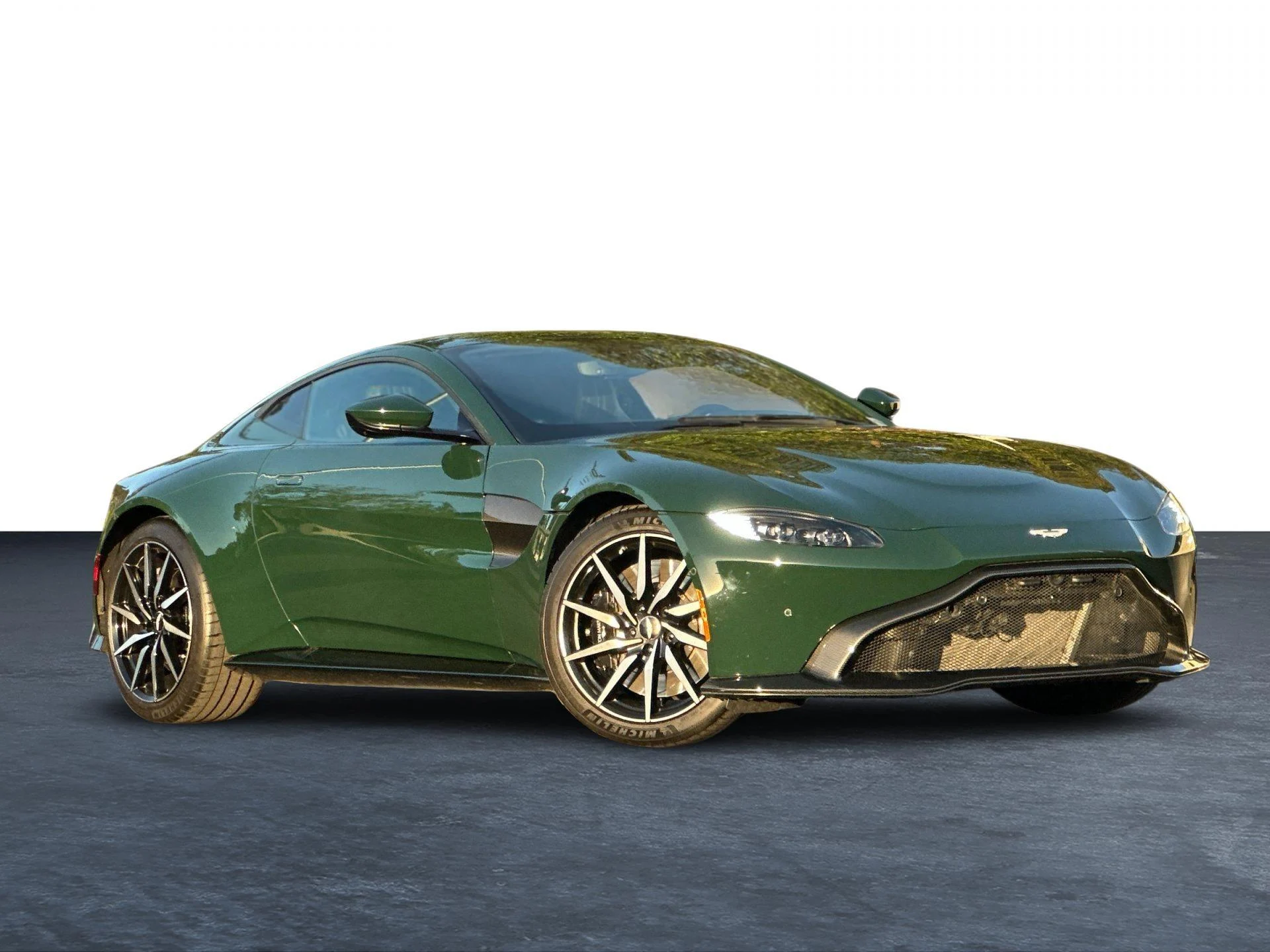 mph000_3700675920_Used_2019_Aston_Martin_Vantage_Timeless_CPO_1762507810_4c498fad9d