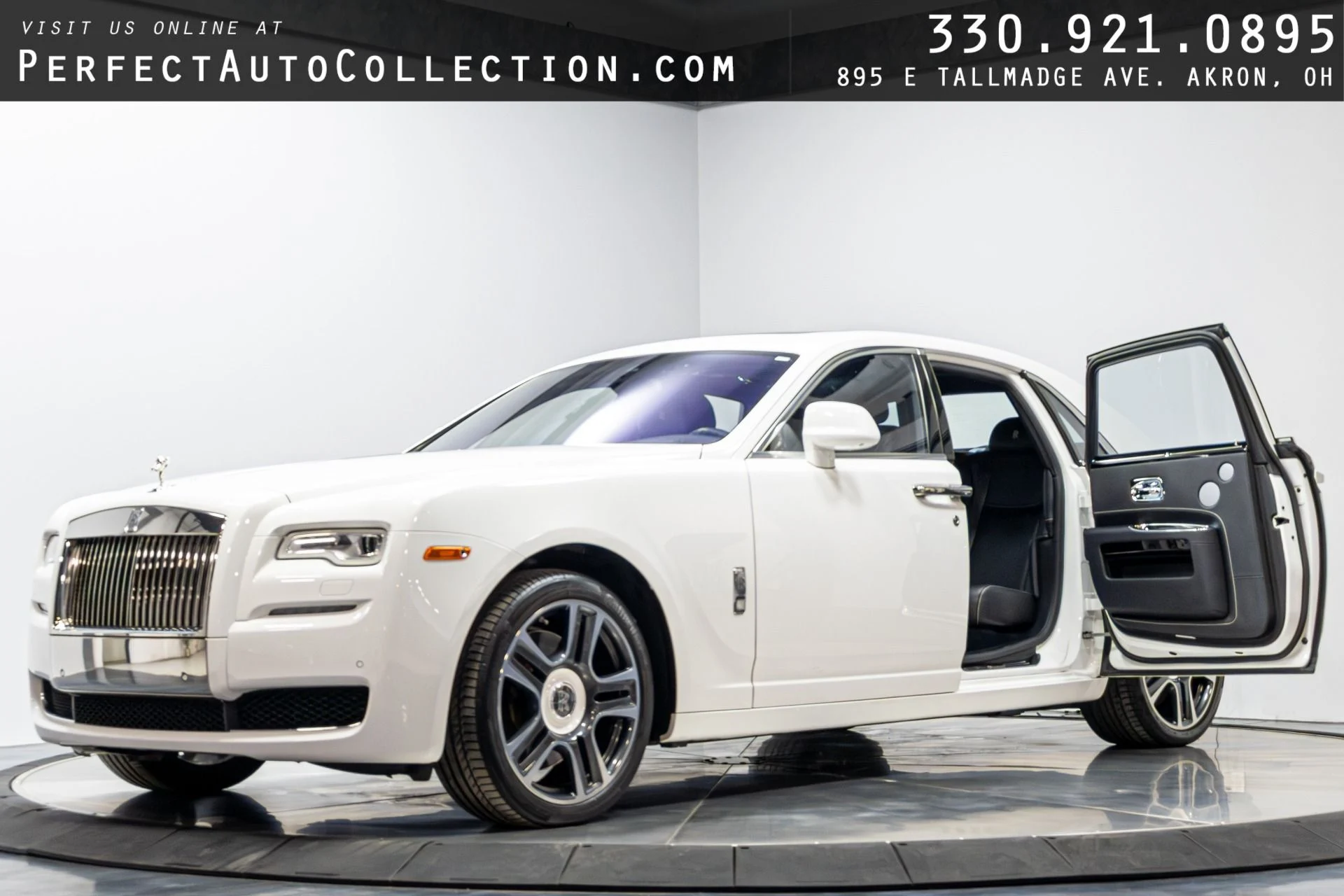 mph000_3706524129_Used_2016_Rolls_Royce_Ghost_1775019332_b244299fff