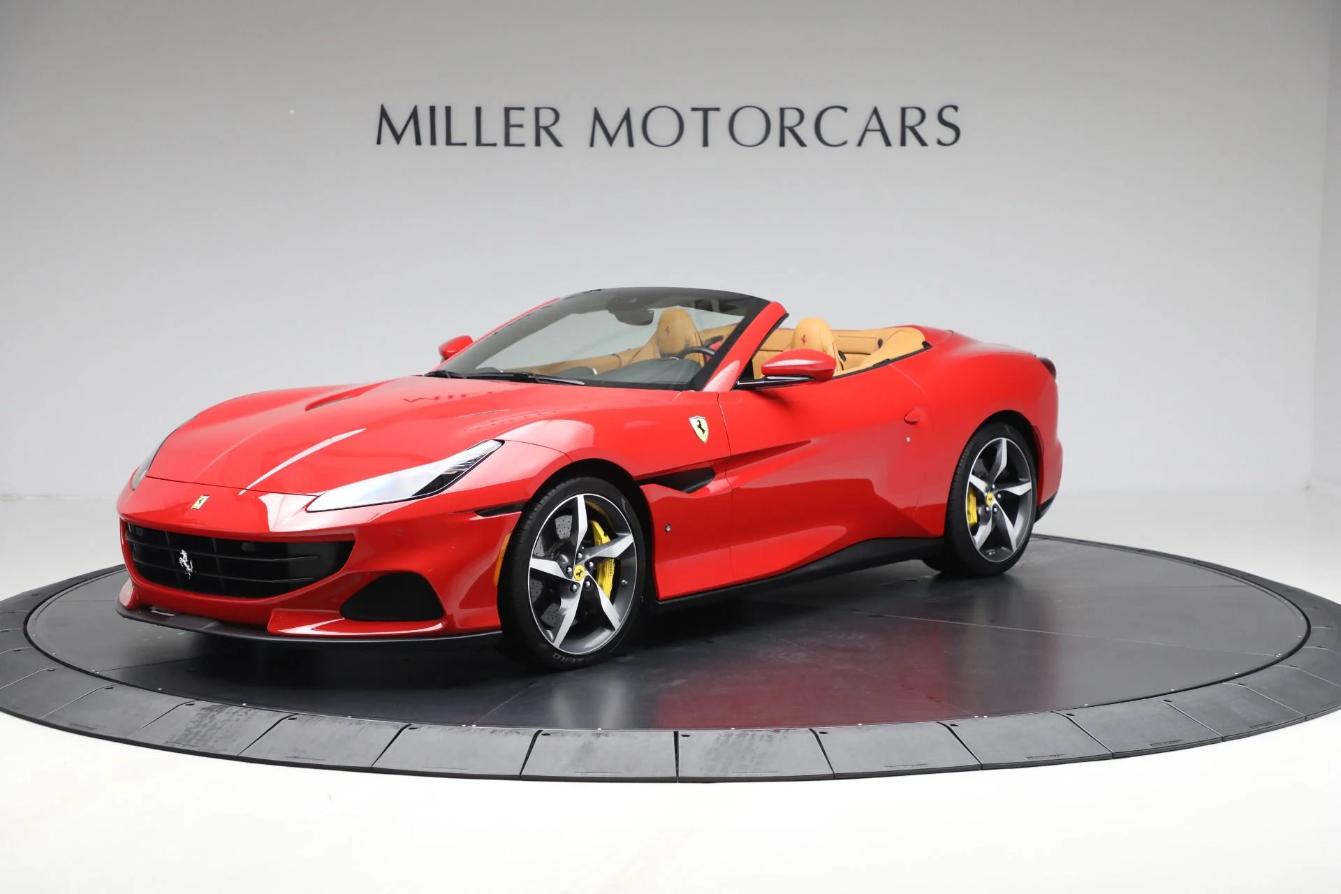 mph000_370818426_Used_2022_Ferrari_Portofino_M_49ff8981e4