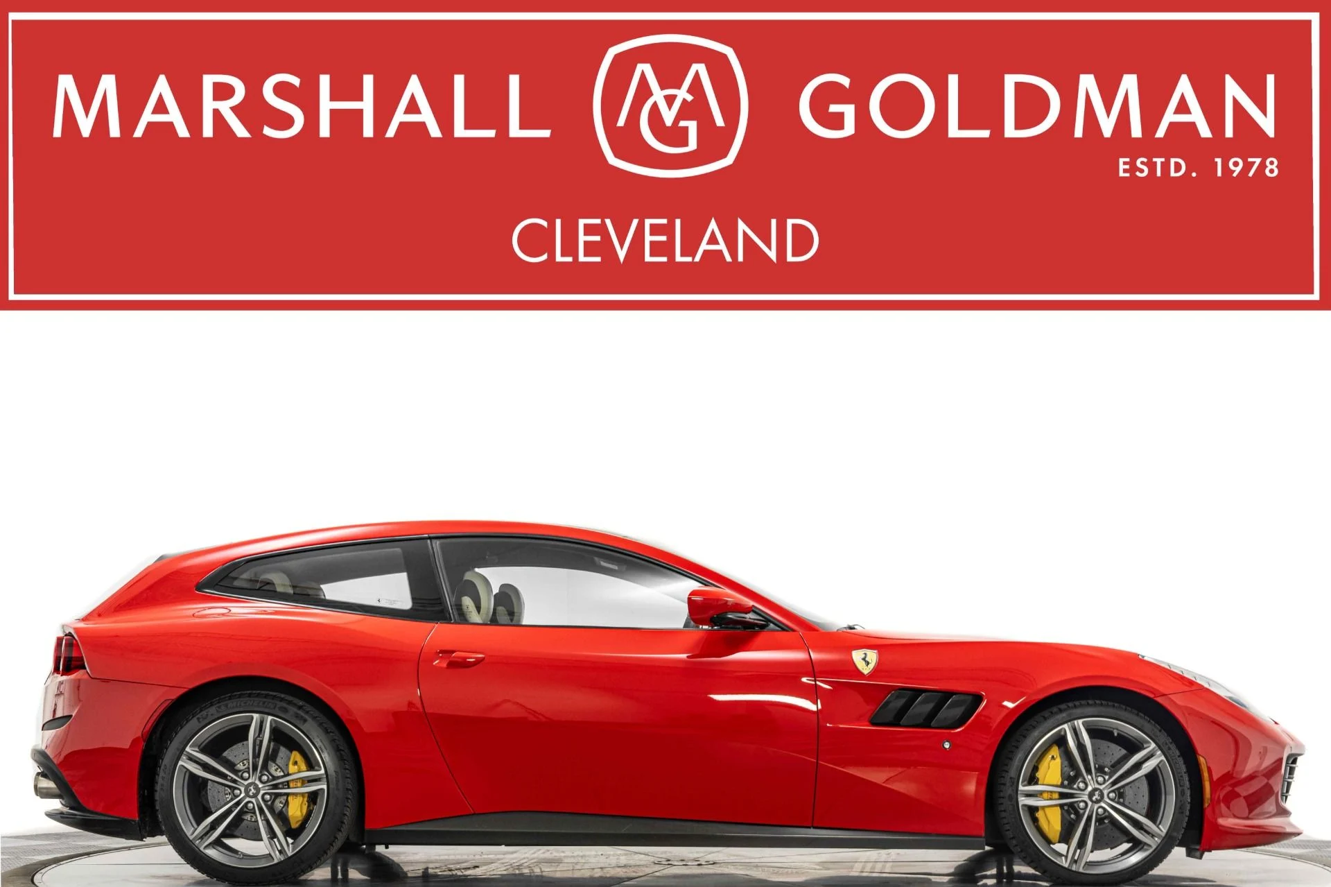 mph000_374027034_Used_2020_Ferrari_GTC_4_Lusso_V12_Power_Passenger_Display_Carbon_Fiber_Interior_Trim_1776369259_cd8b5d5ae7