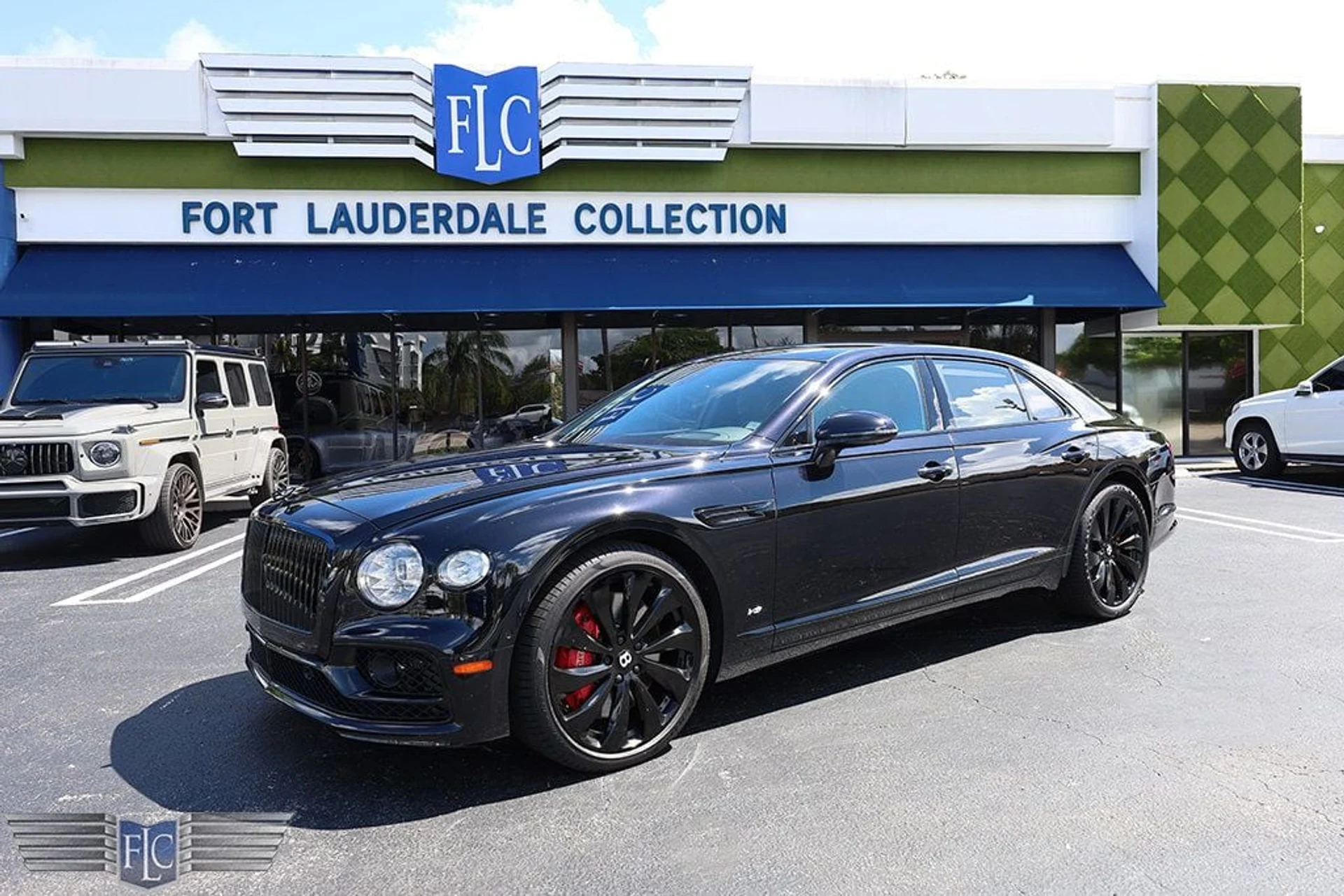 mph000_3742674178_used_2022_bentley_flying_spur_mullinerv8sedan_6305_22929315_1_1024_164a8991d1