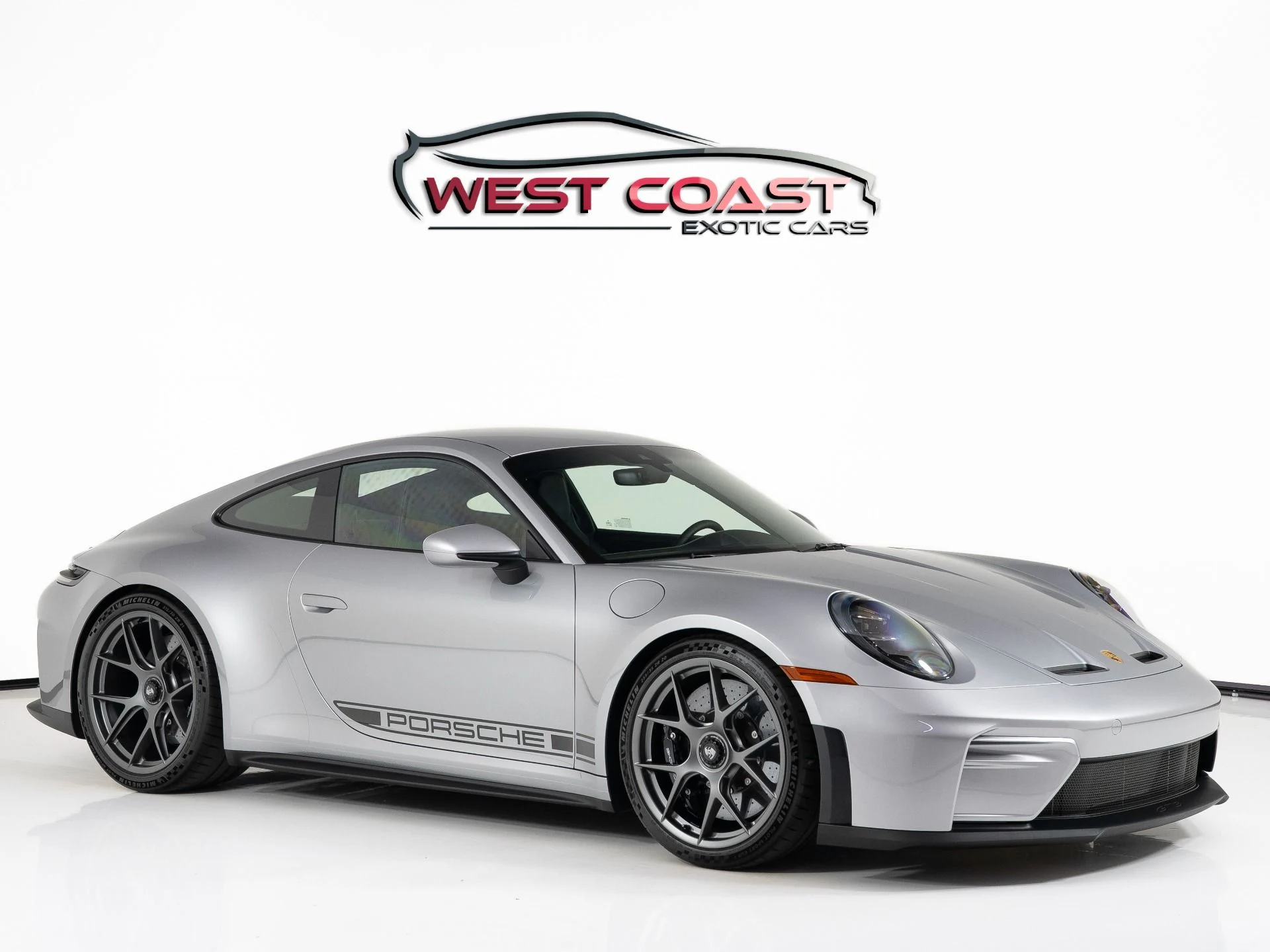 mph000_3749756646_Used_2025_Porsche_911_GT_3_Touring_1758929777_fd3eca5590