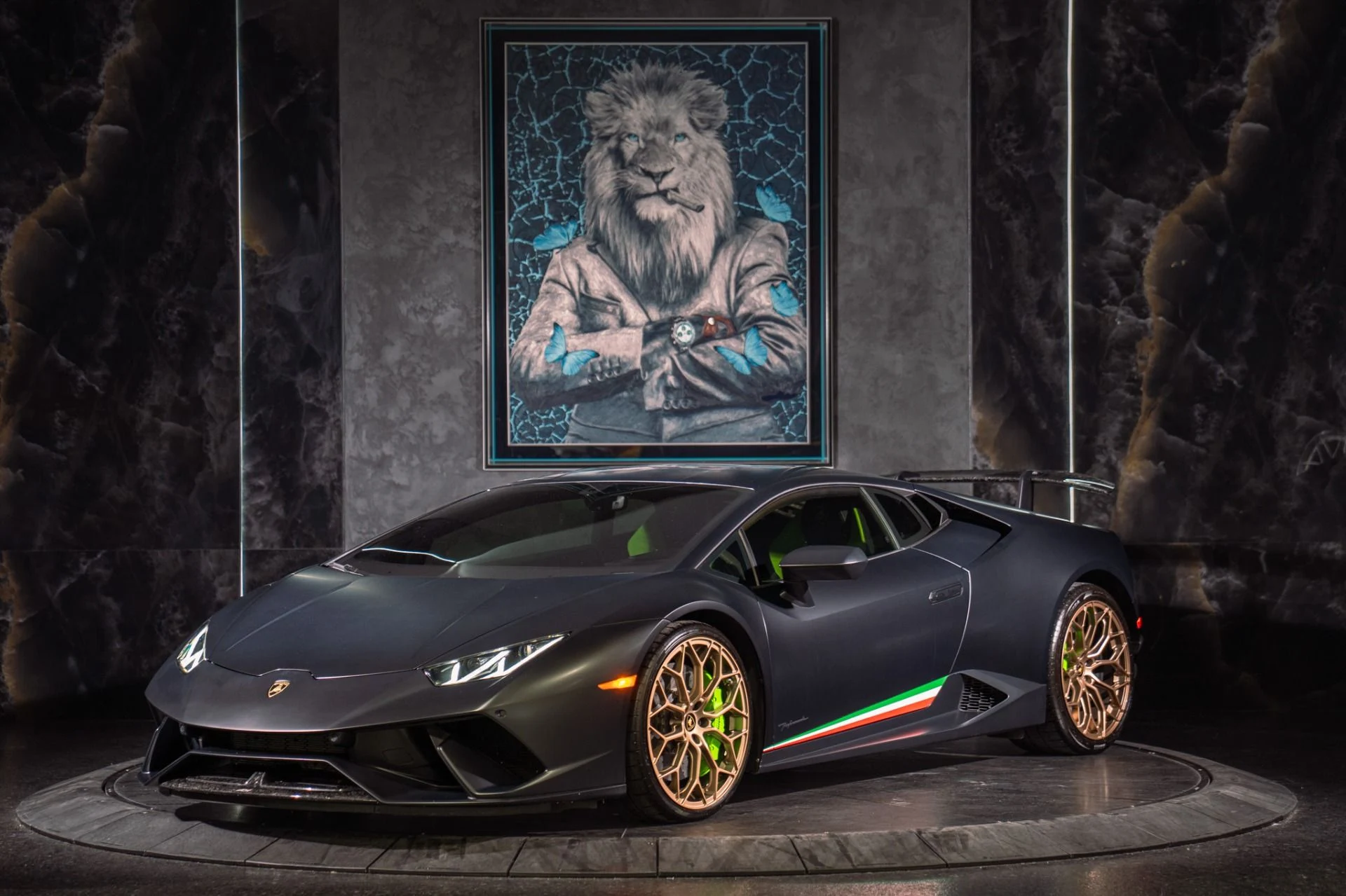 mph000_3752815633_Used_2018_Lamborghini_Huracan_LP_640_4_Performante_Ad_Personam_Paint_and_Interior_Massive_Sticker_1791560590_a572d1bb8a