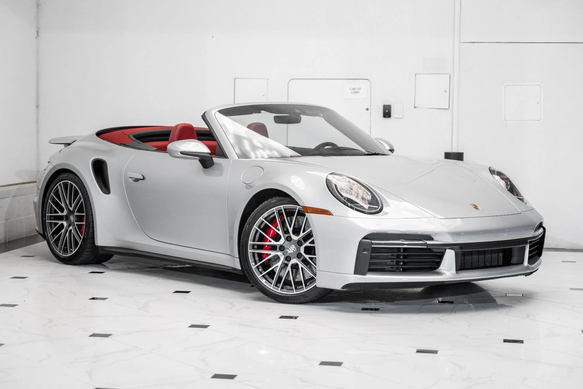 mph000_3765191476_Used_2022_Porsche_911_Turbo_1757171917_4102bb262e