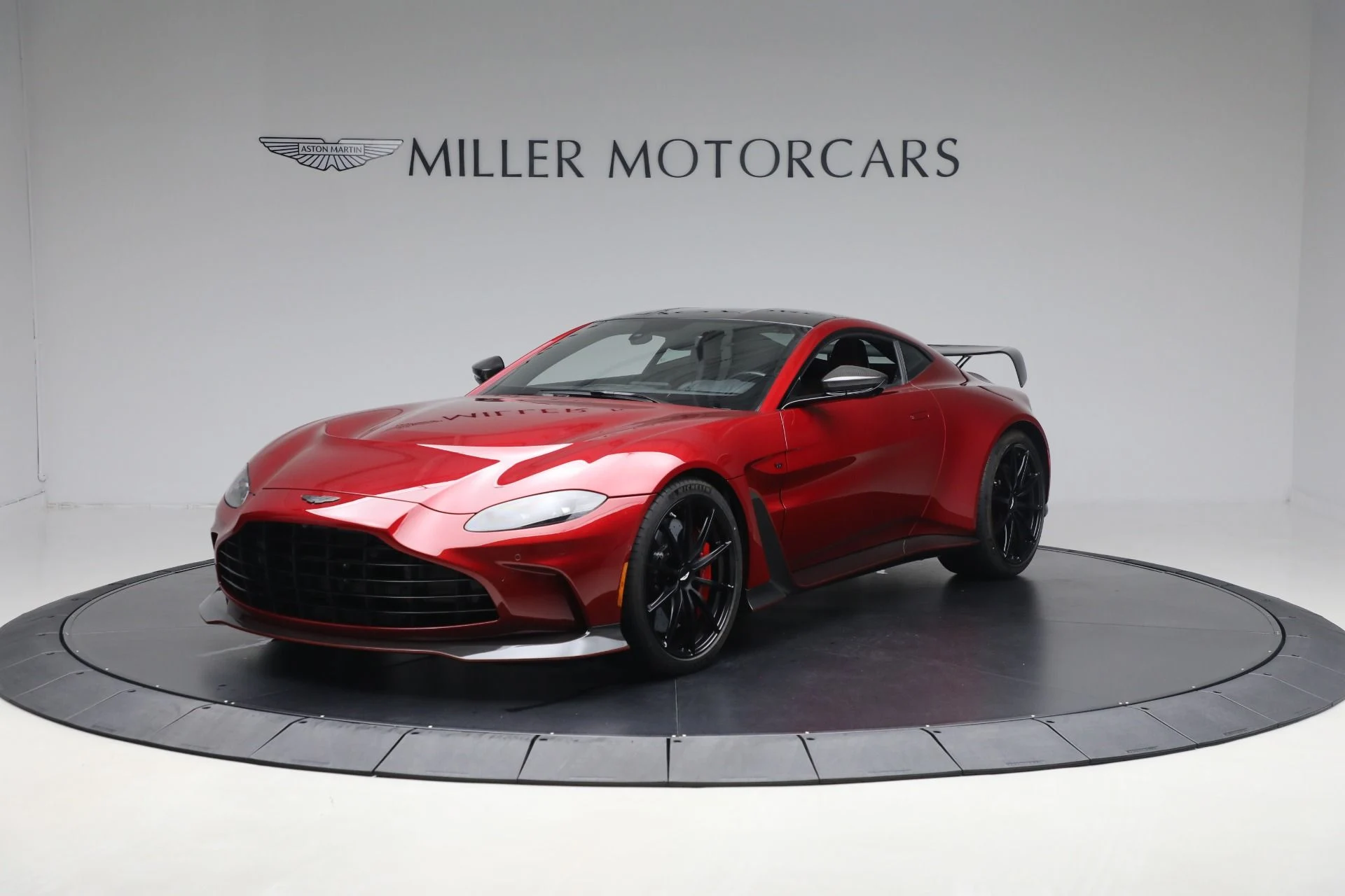 mph000_376601482_Used_2023_Aston_Martin_Vantage_V12_c3558b19ec